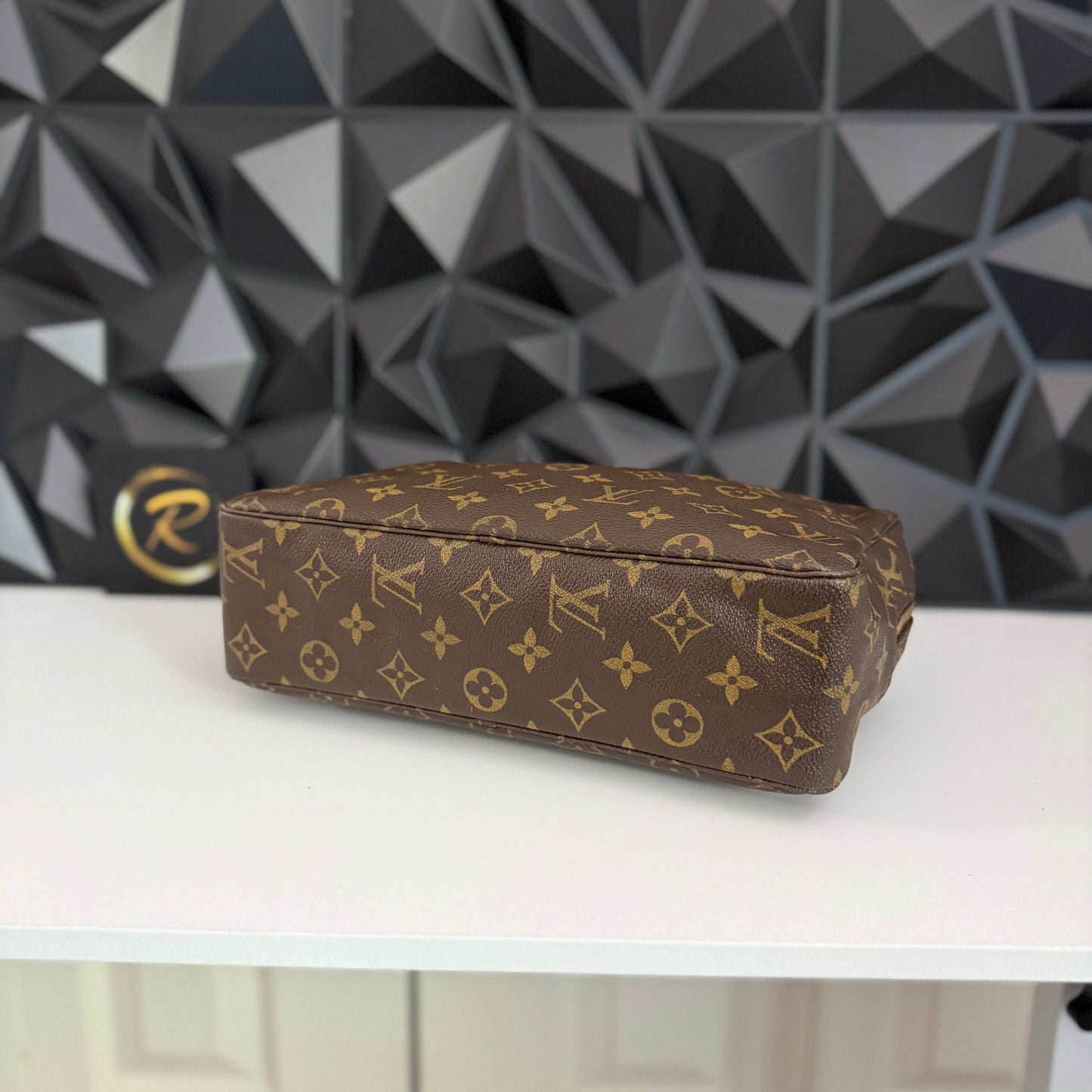 Louis Vuitton Trousse 28
