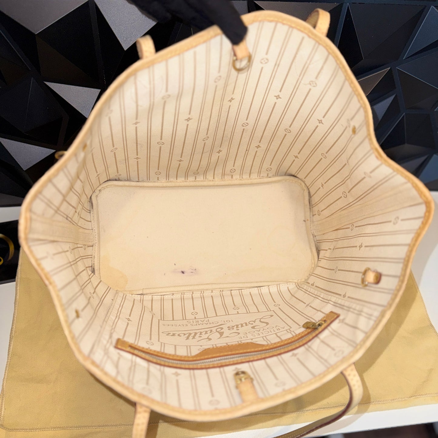 Louis Vuitton Neverfull MM Damier Azur