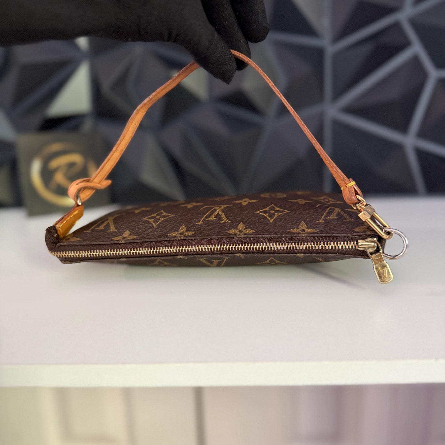 Louis Vuitton Pochette Accessoires
