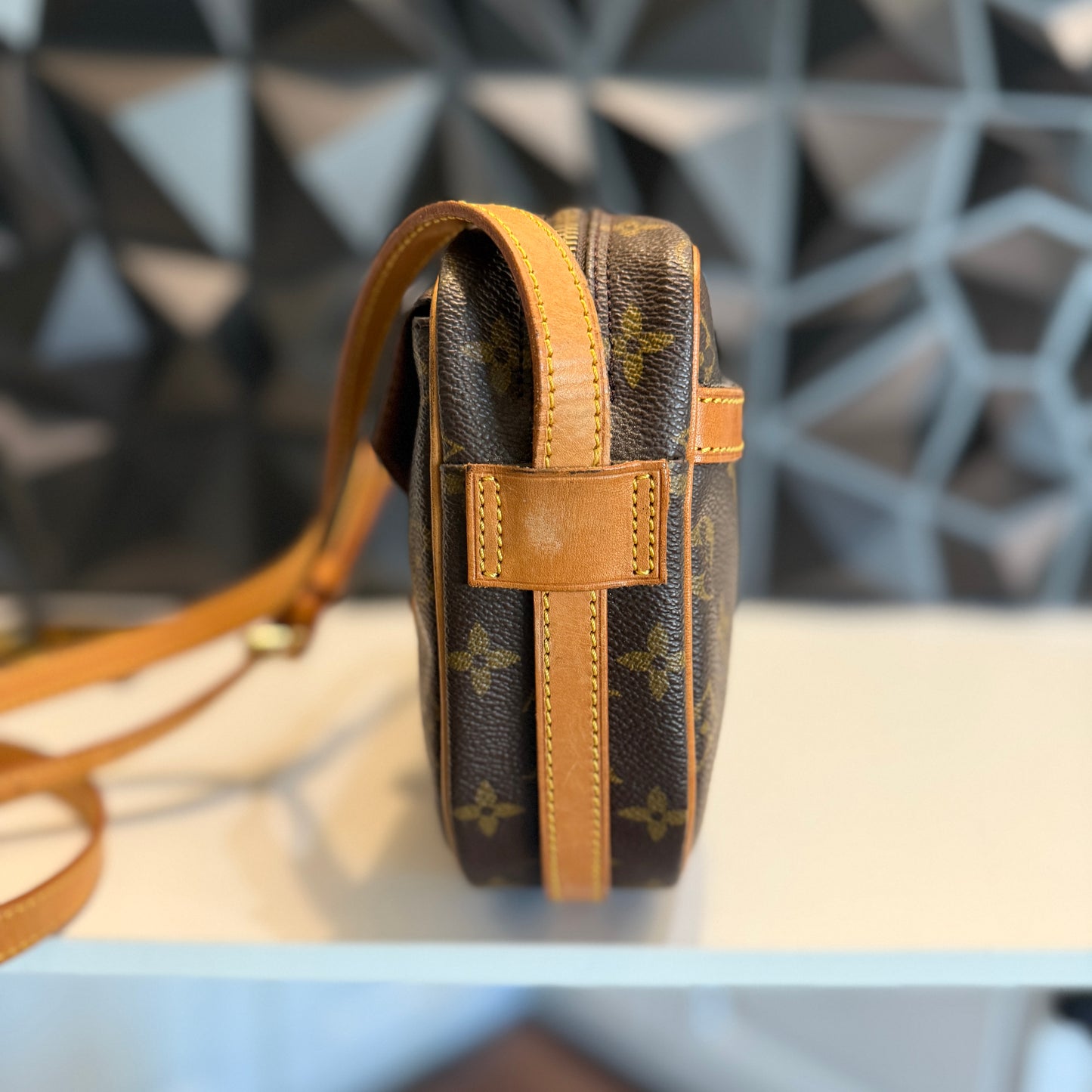 Louis Vuitton Jeune Fille MM TH0914