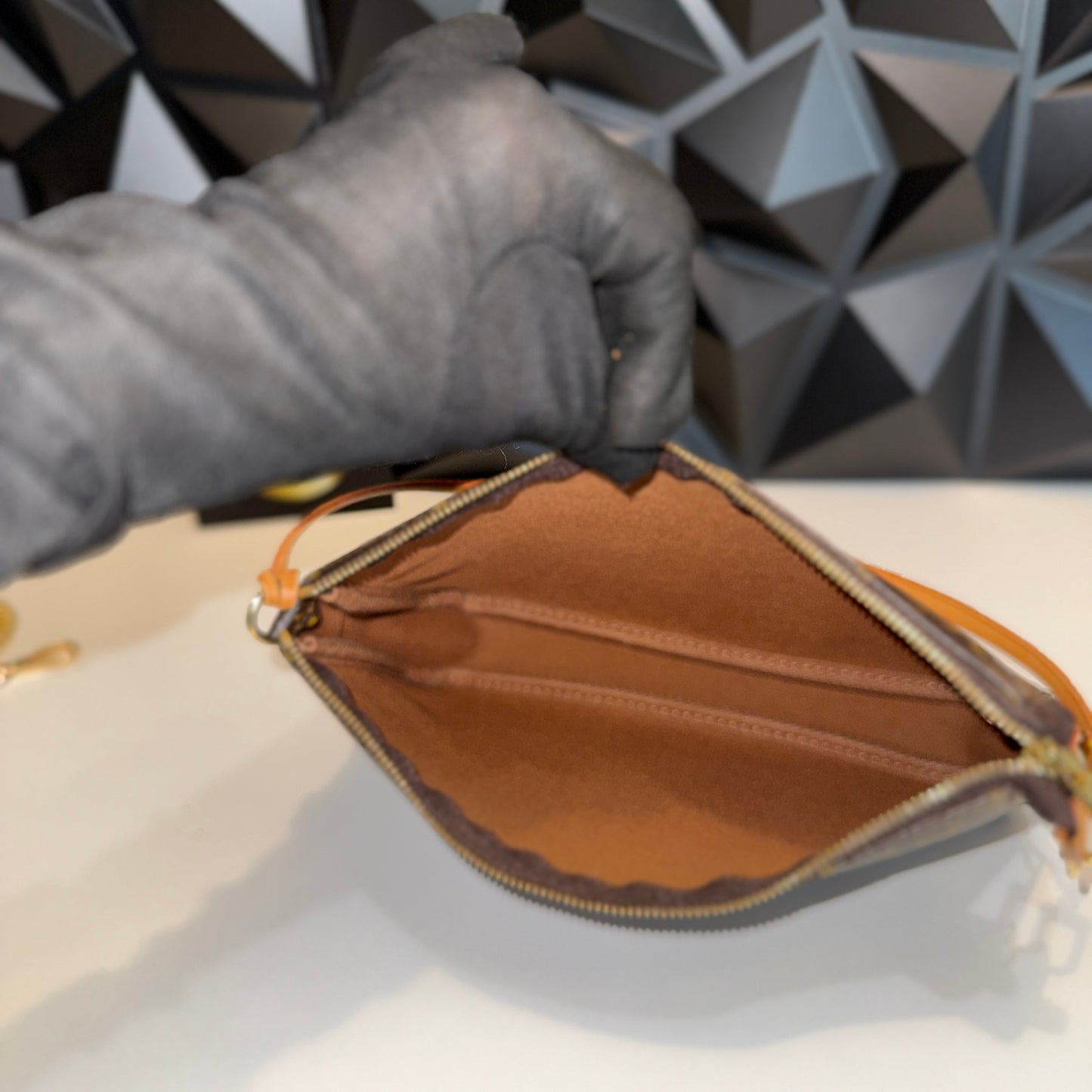 Louis Vuitton Pochette Accessoires SD1022
