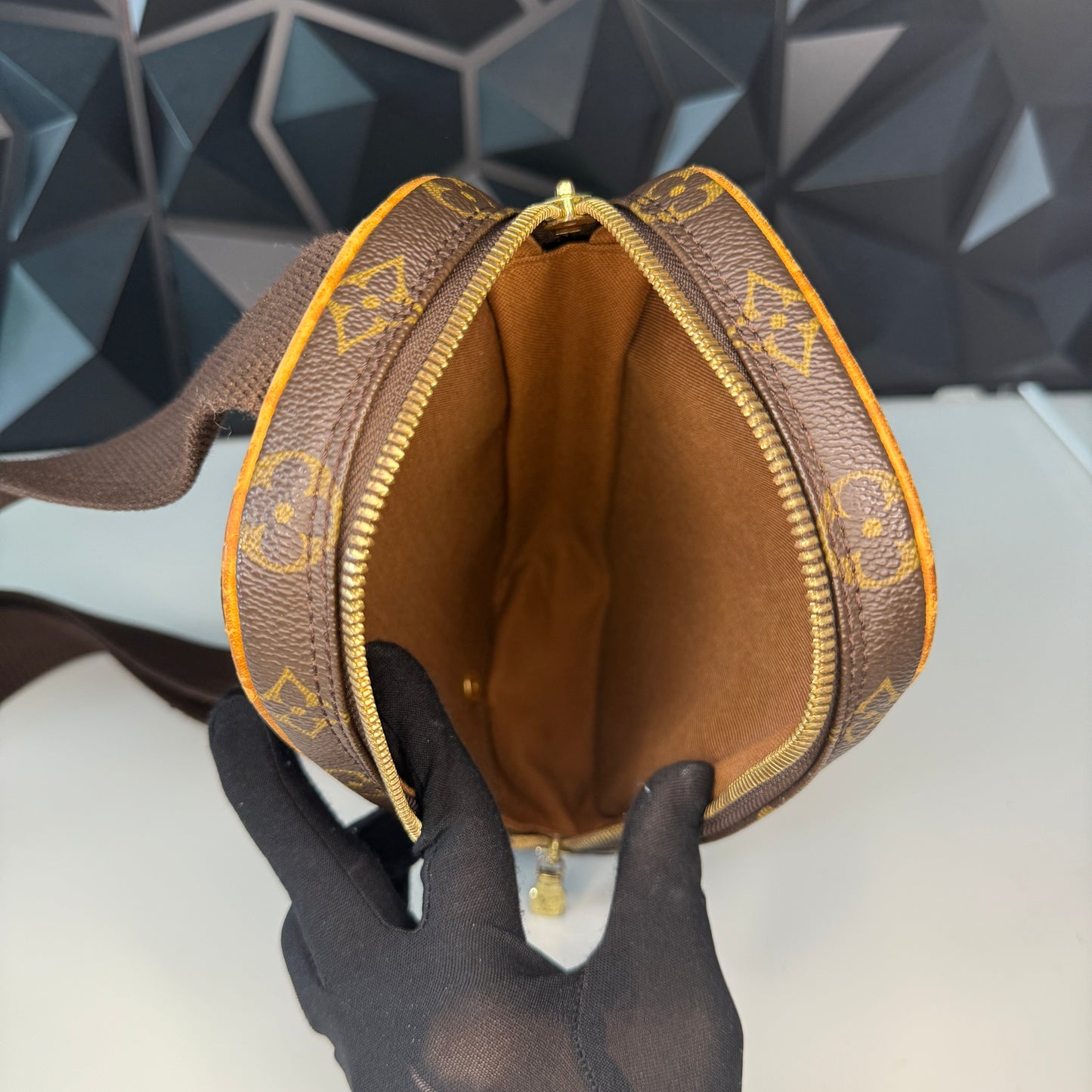 Louis Vuitton Gange Bumbag / Beltbag