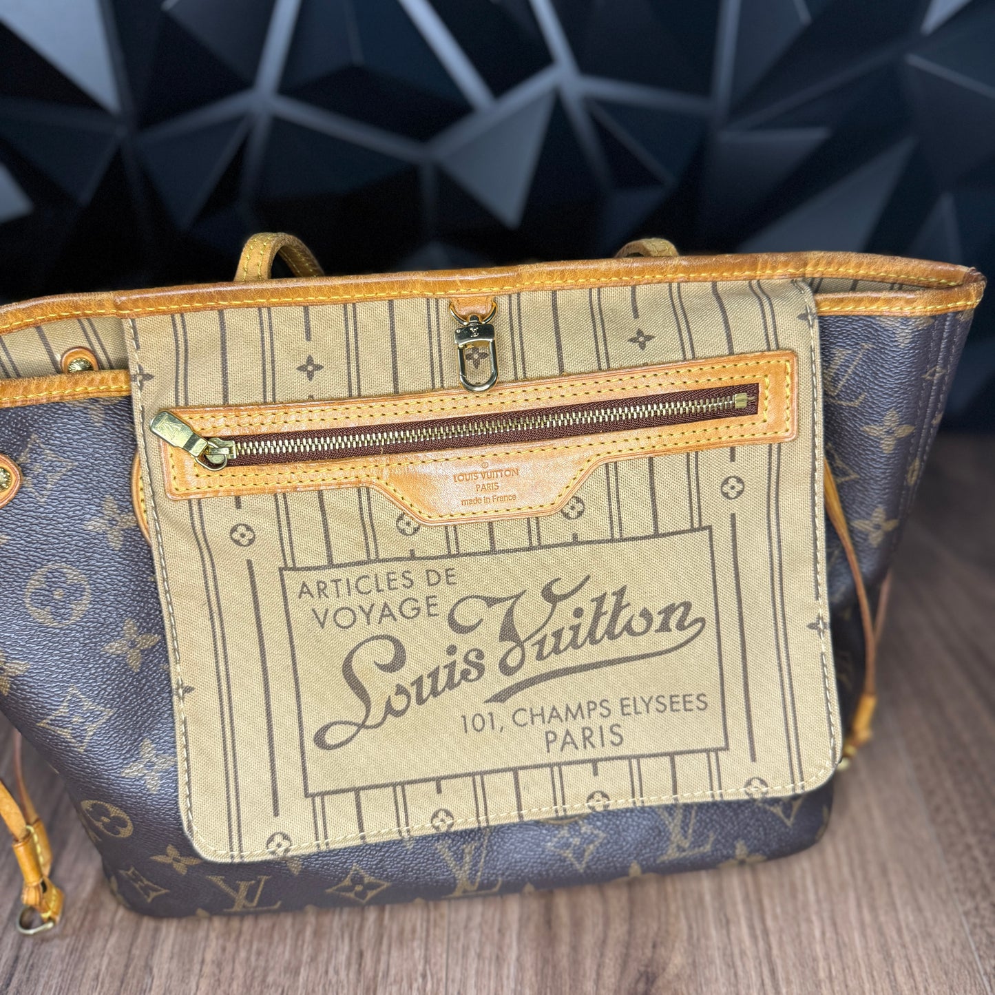 Louis Vuitton Neverfull PM