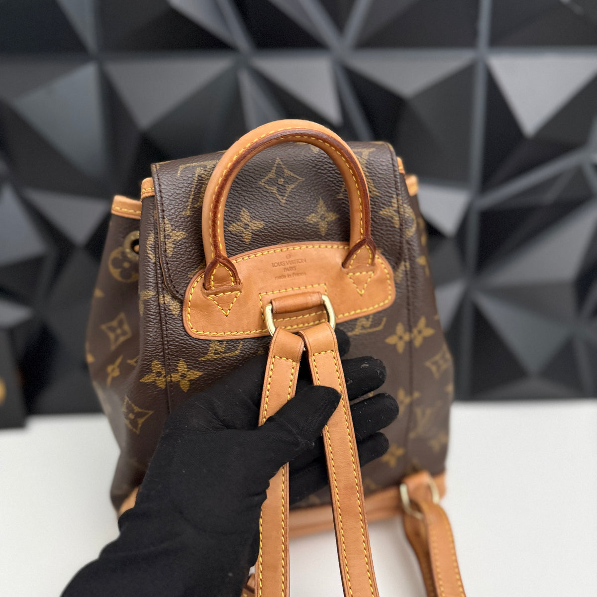 Louis Vuitton Montsouris Mini