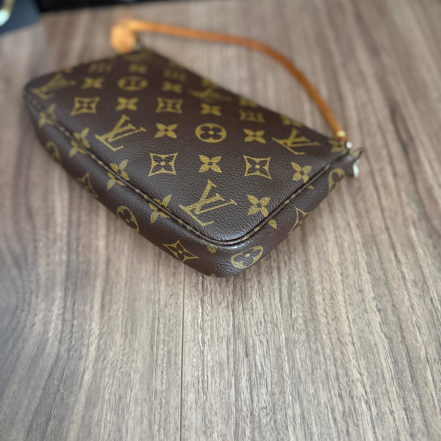 Louis Vuitton Pochette Accessoires