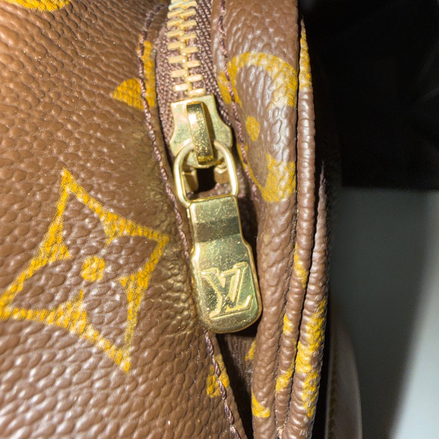 Louis Vuitton Montsouris Mini