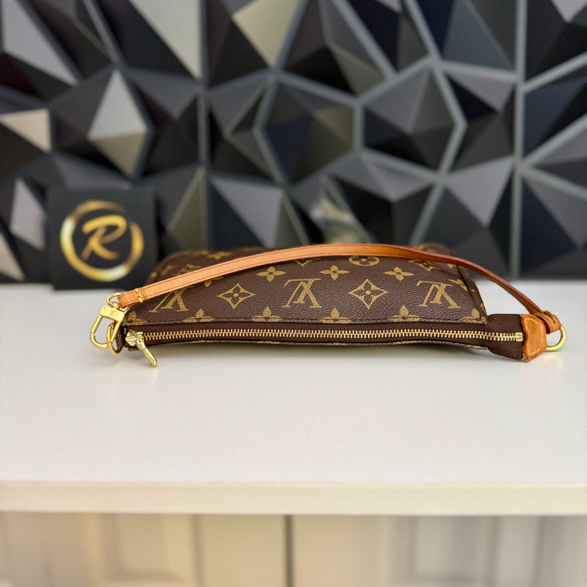 Louis Vuitton Pochette Accessoires