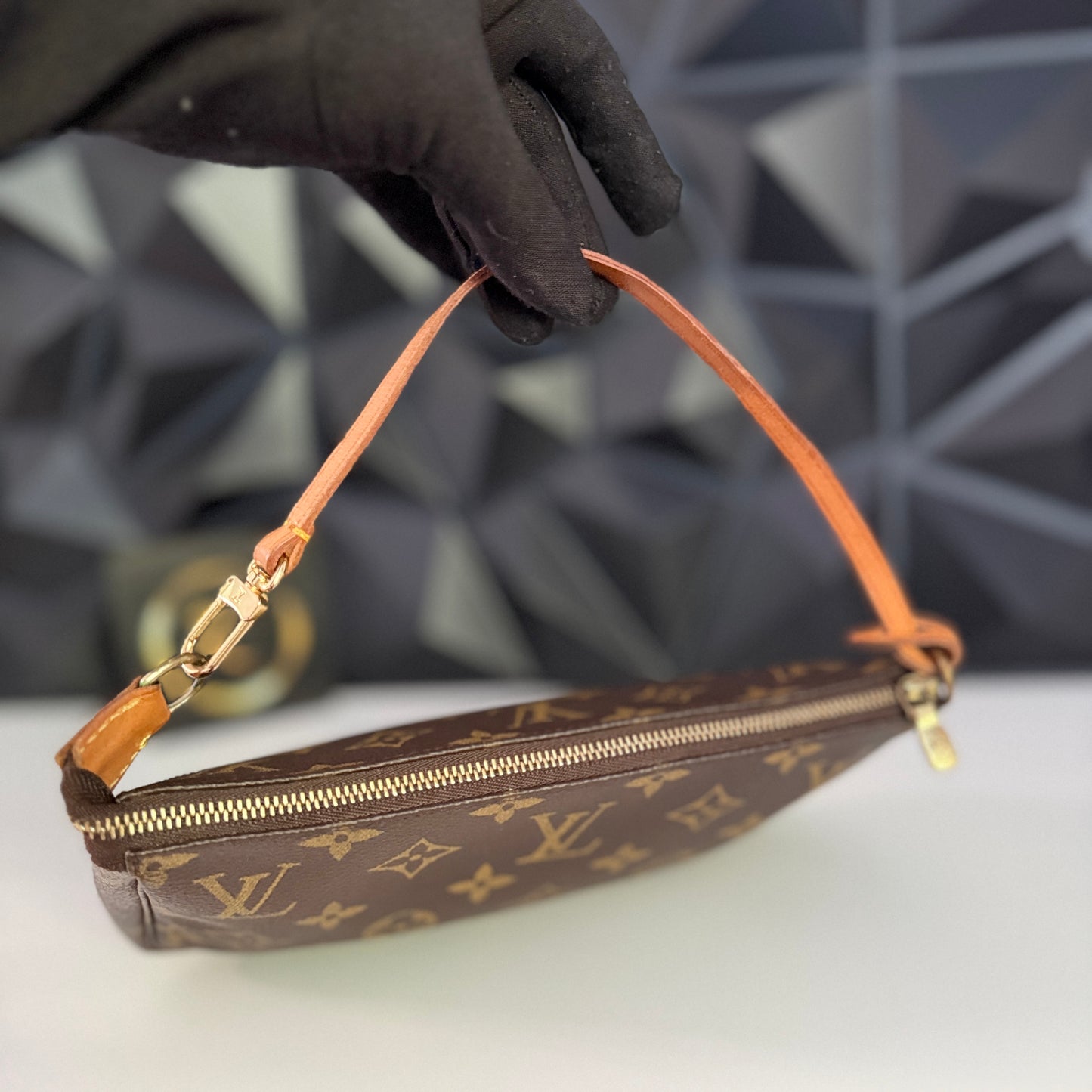 Louis Vuitton Pochette Accessoires