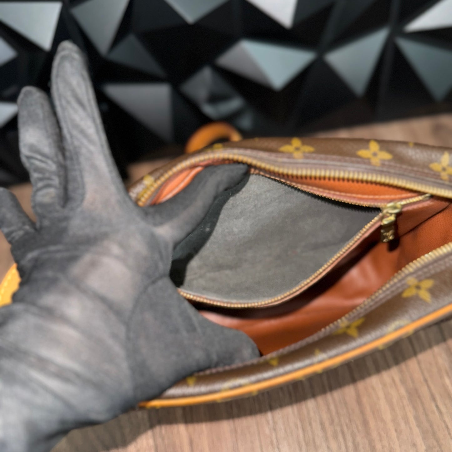 Louis Vuitton Jeune Fille MM