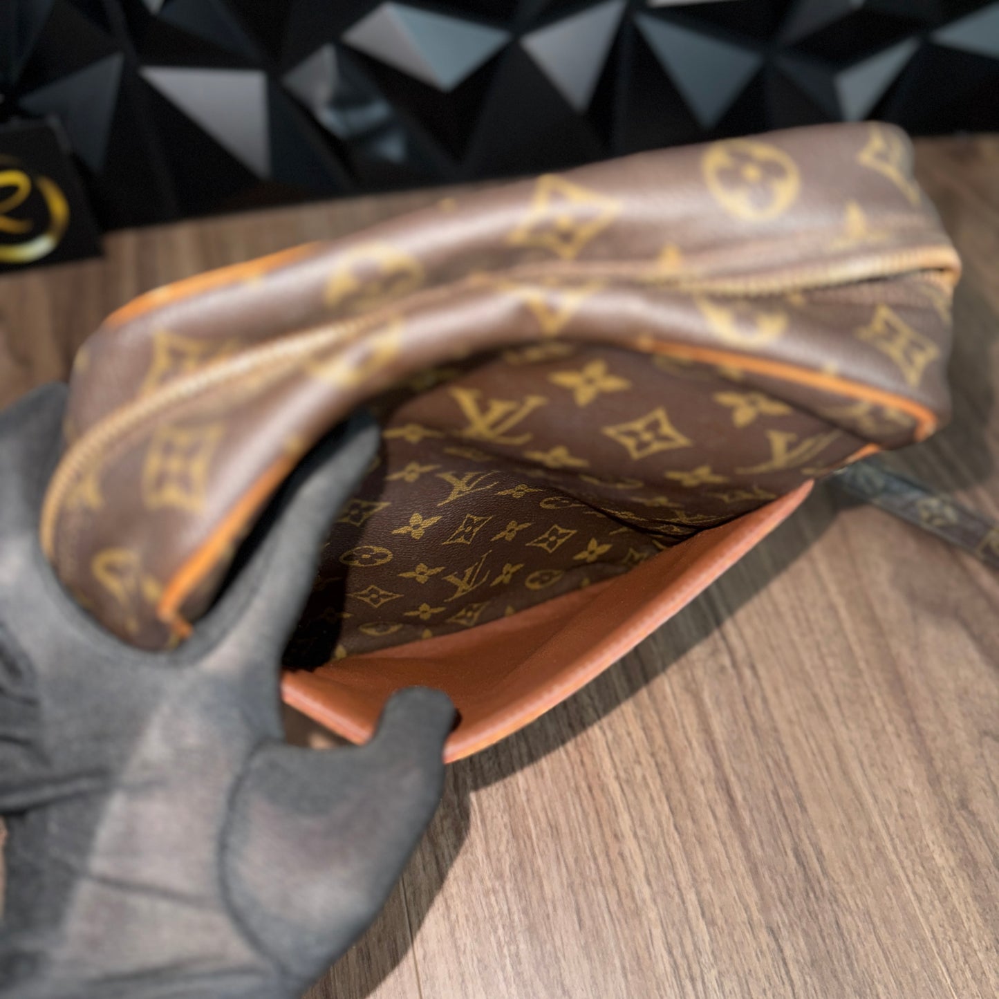 Louis Vuitton Danube GM