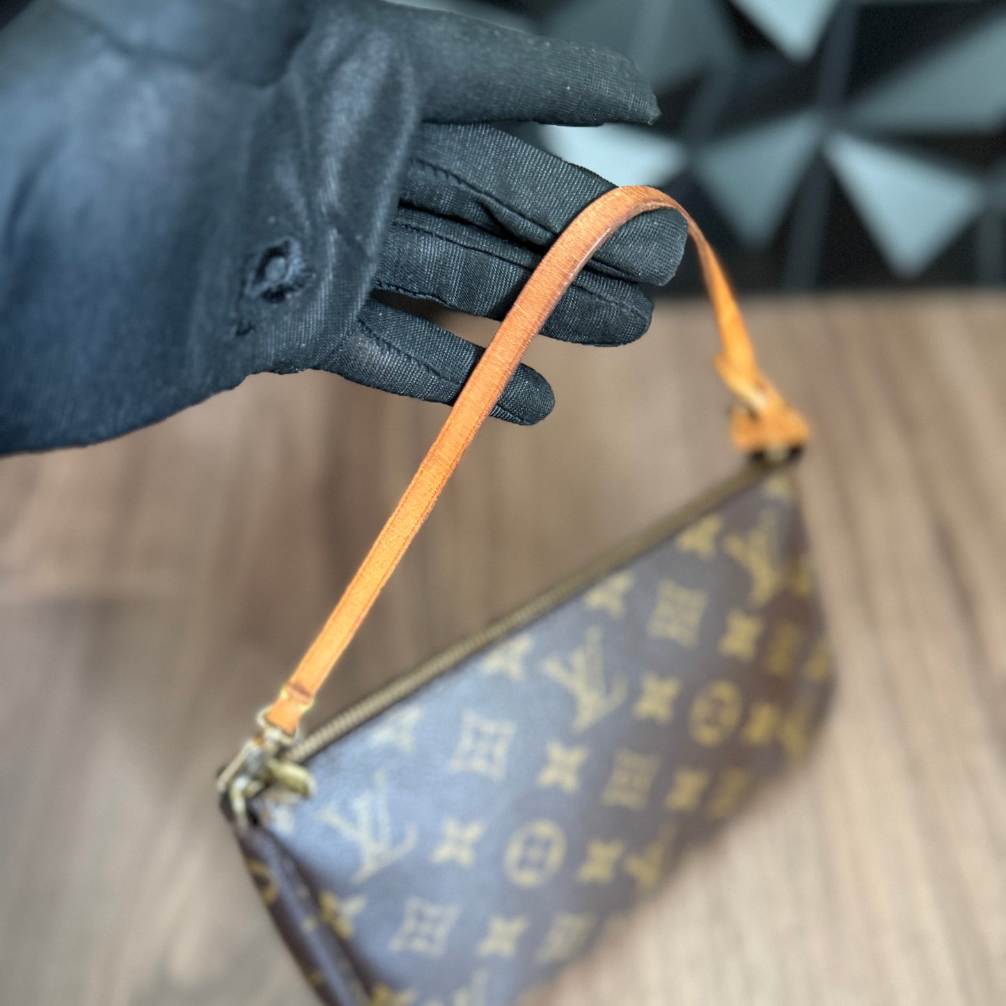 Louis Vuitton Pochette Accessoires
