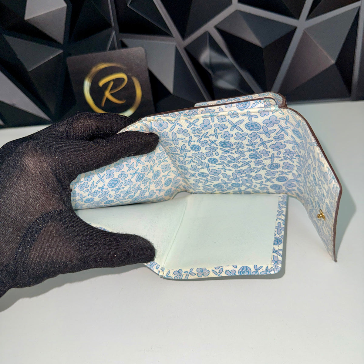 Limited Edition Louis Vuitton Fleuri Collection Elise Compact Wallet