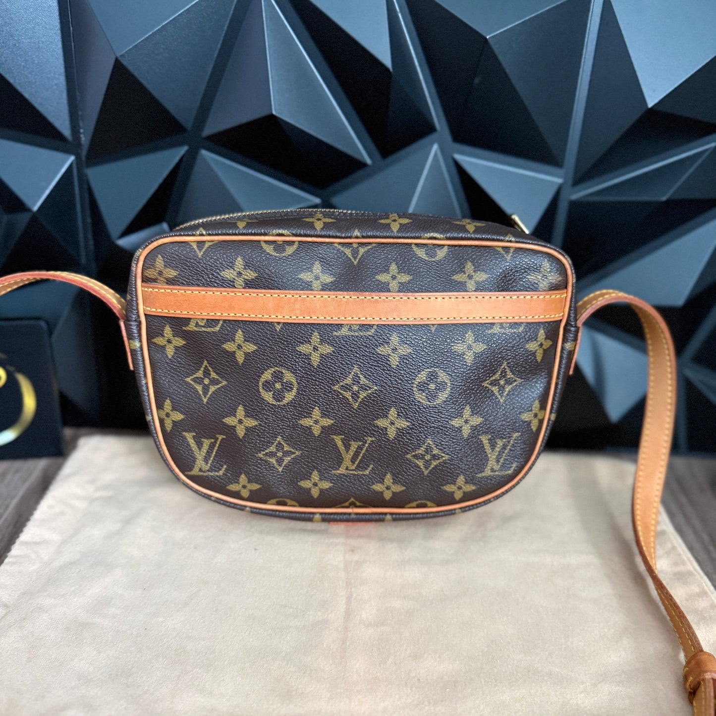 Louis Vuitton Jeune Fille PM