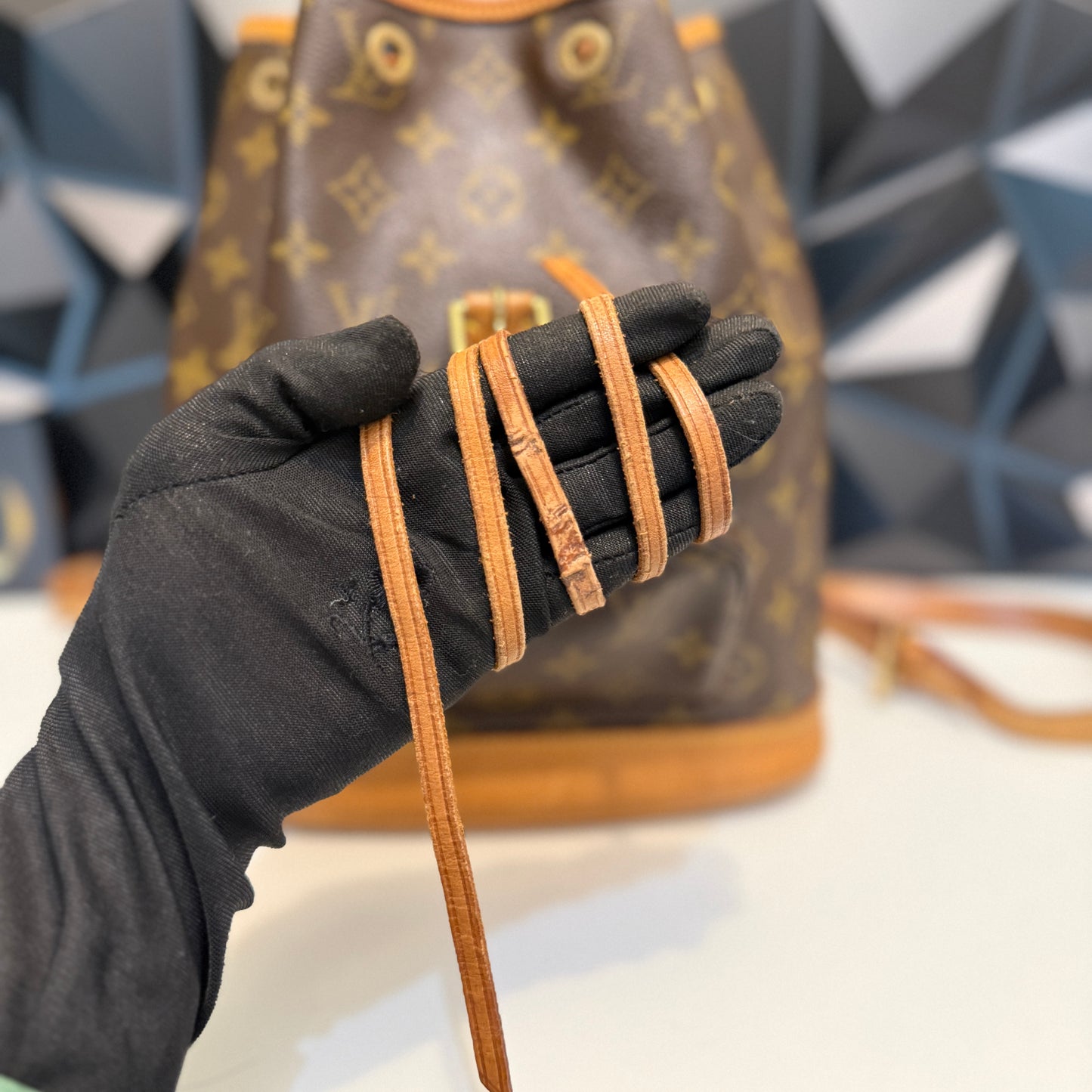 Louis Vuitton Montsouris PM