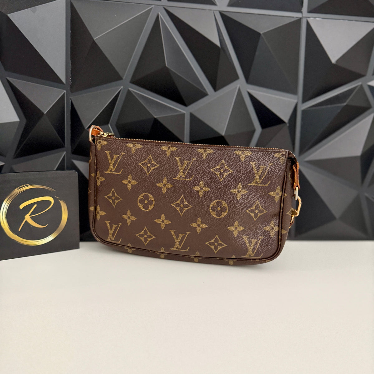Louis Vuitton Pochette Accessoires