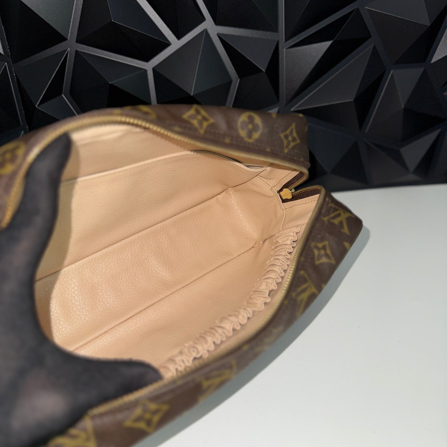 Louis Vuitton Trousse 28