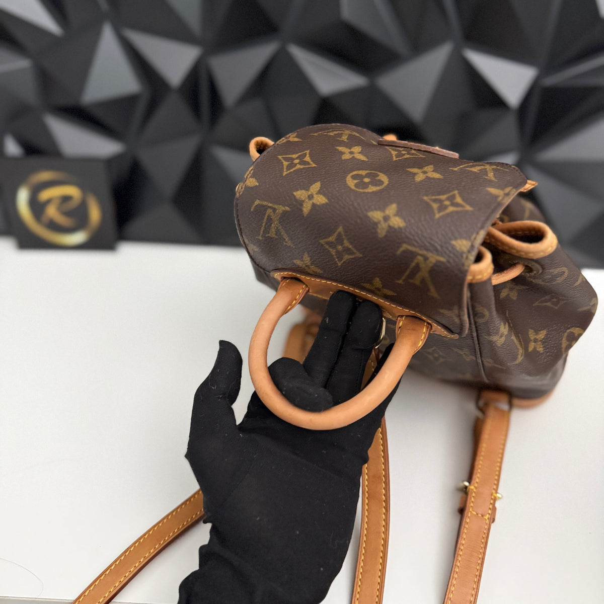 Louis Vuitton Montsouris Mini
