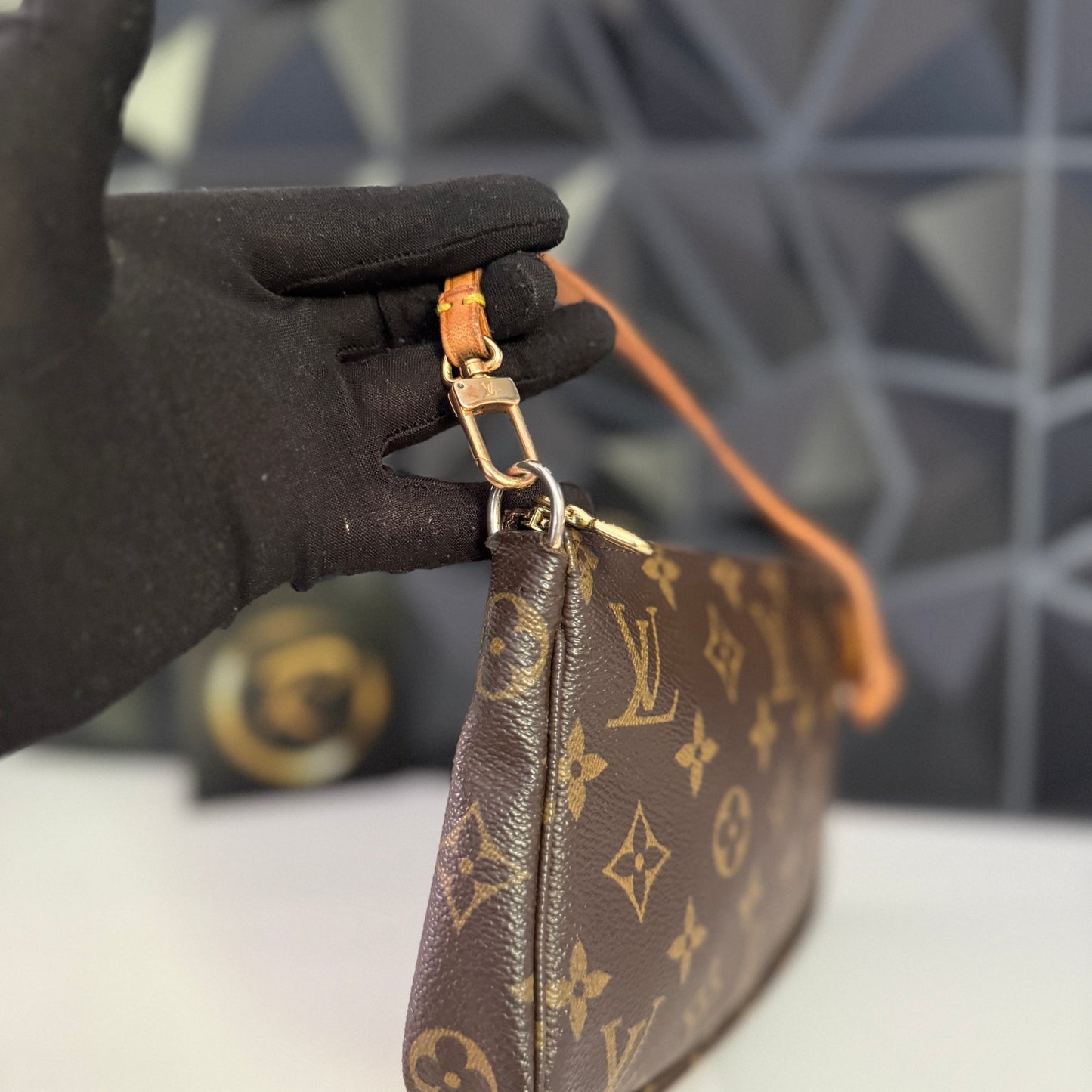 Louis Vuitton Pochette Accessoires