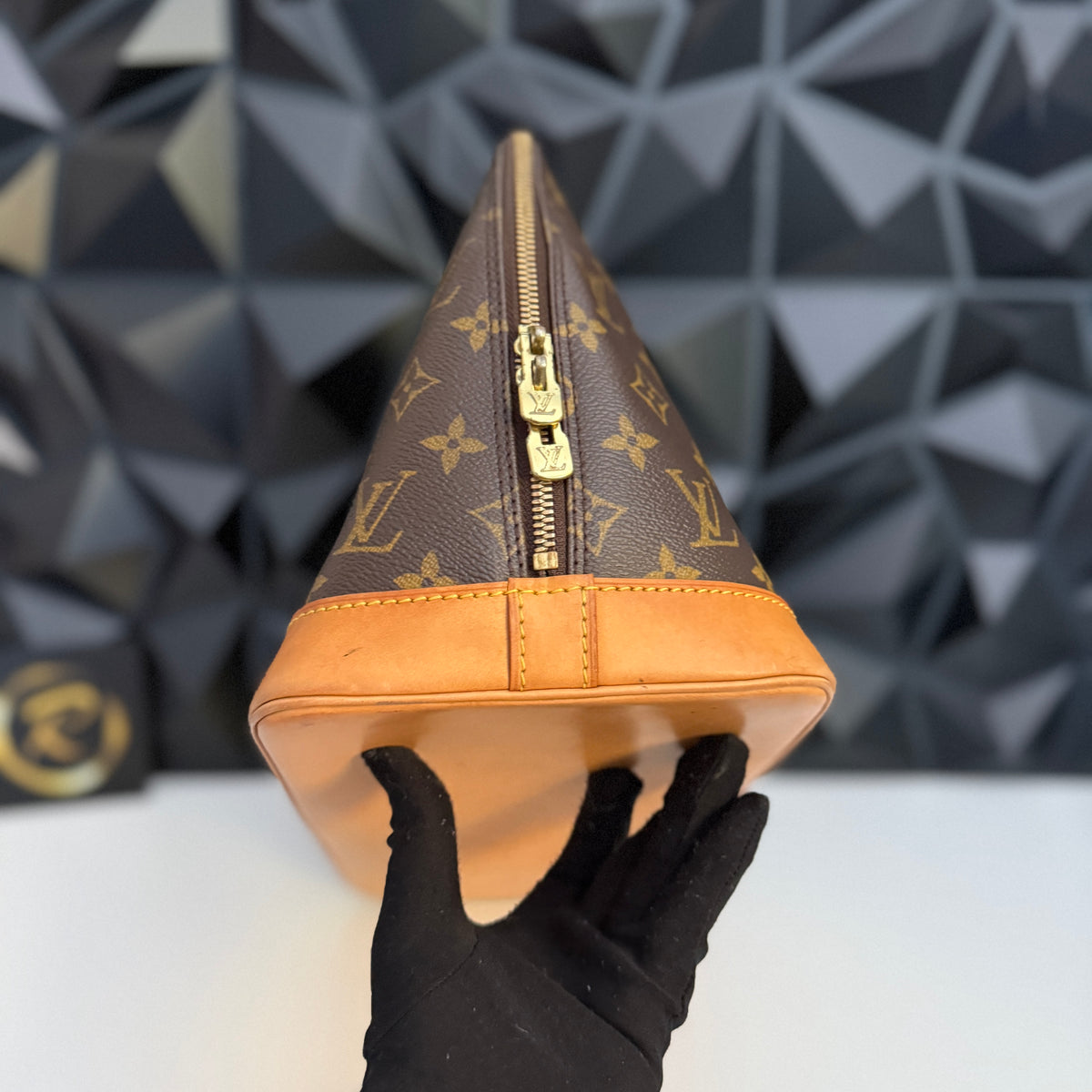 Louis Vuitton Alma PM