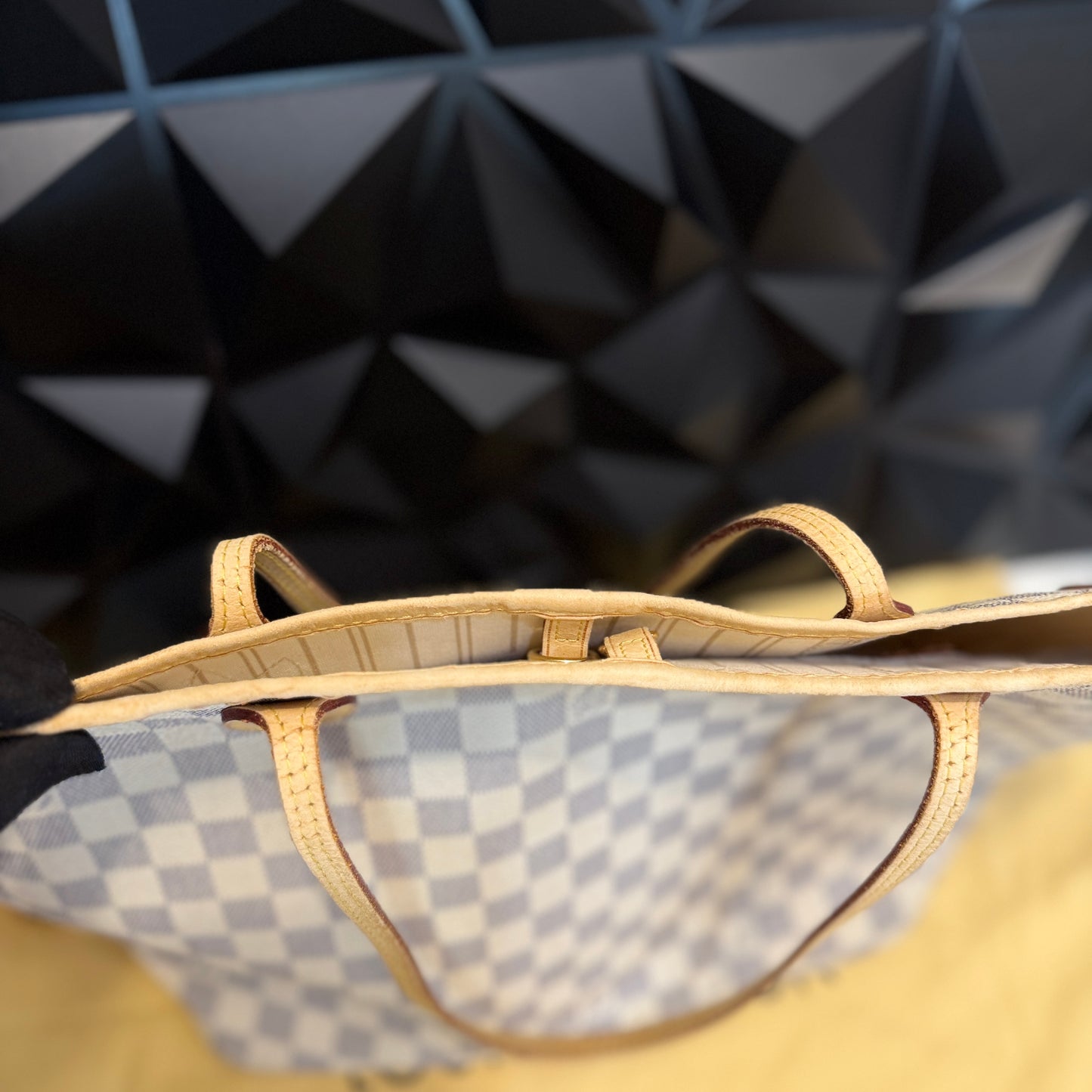 Louis Vuitton Neverfull MM Damier Azur