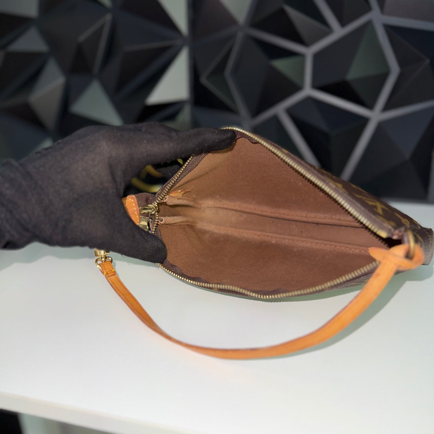Louis Vuitton Pochette Accessoires