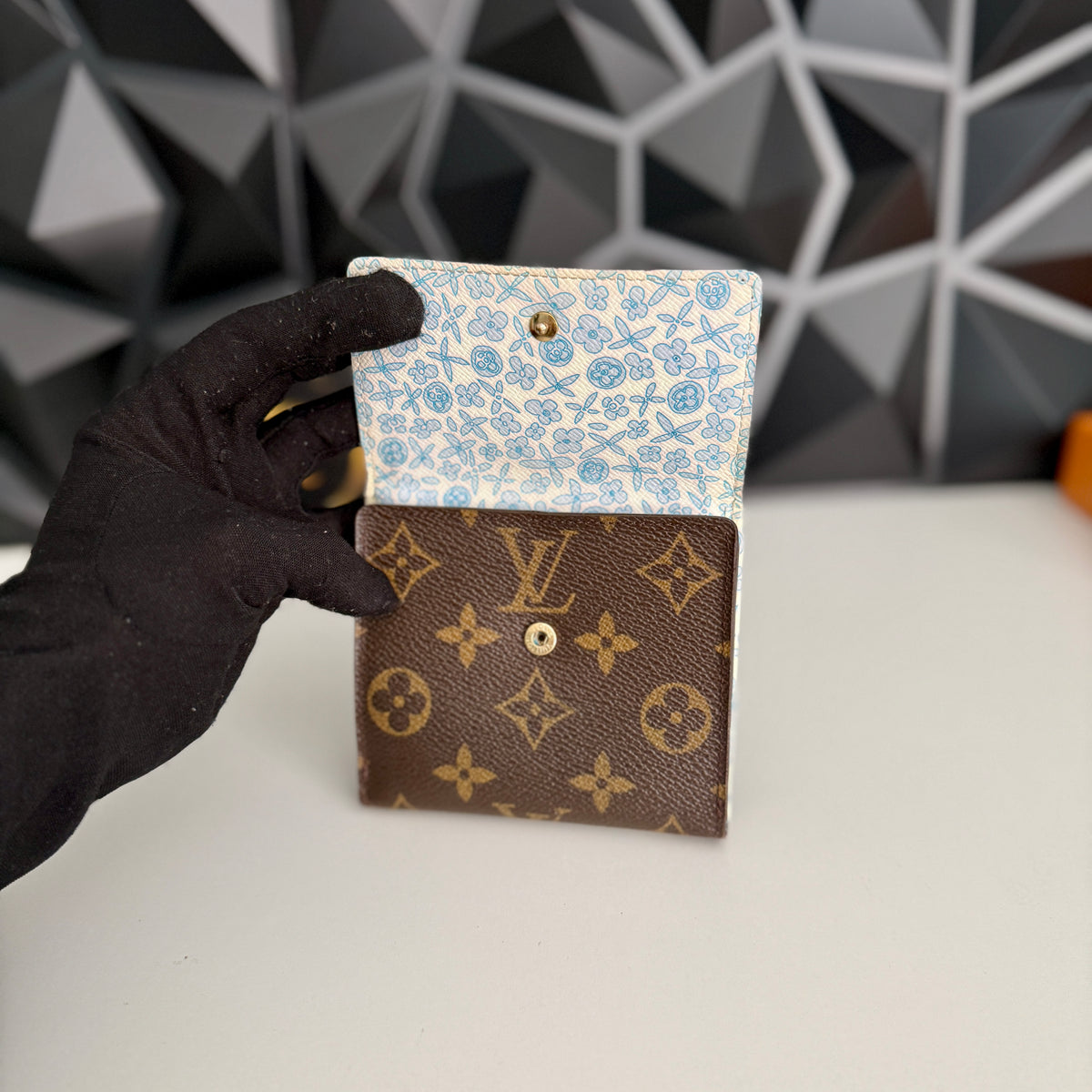 Limited Edition Louis Vuitton Fleuri Collection Elise Compact Wallet
