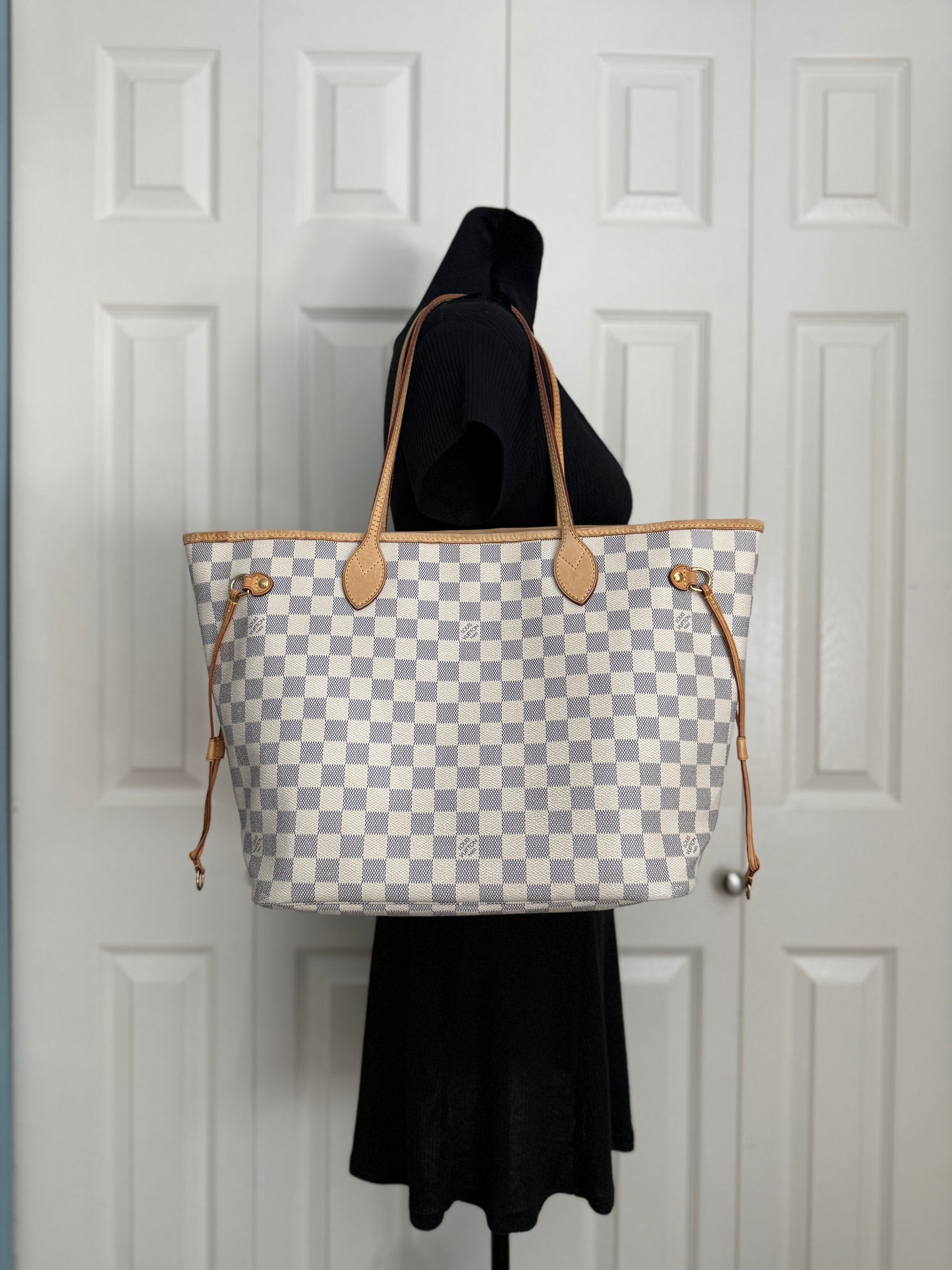 Louis Vuitton Neverfull MM Damier Azur