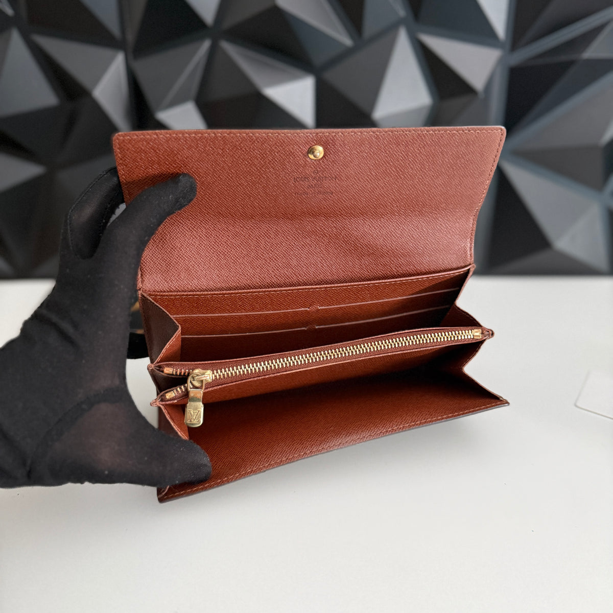 Louis Vuitton Sarah Wallet TH0045