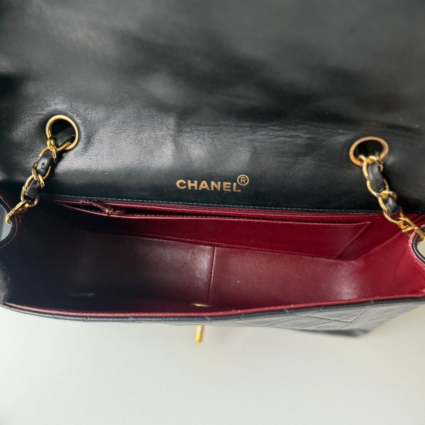 Chanel Vintage Diana – Lambskin, Medium Black 24K GHW
