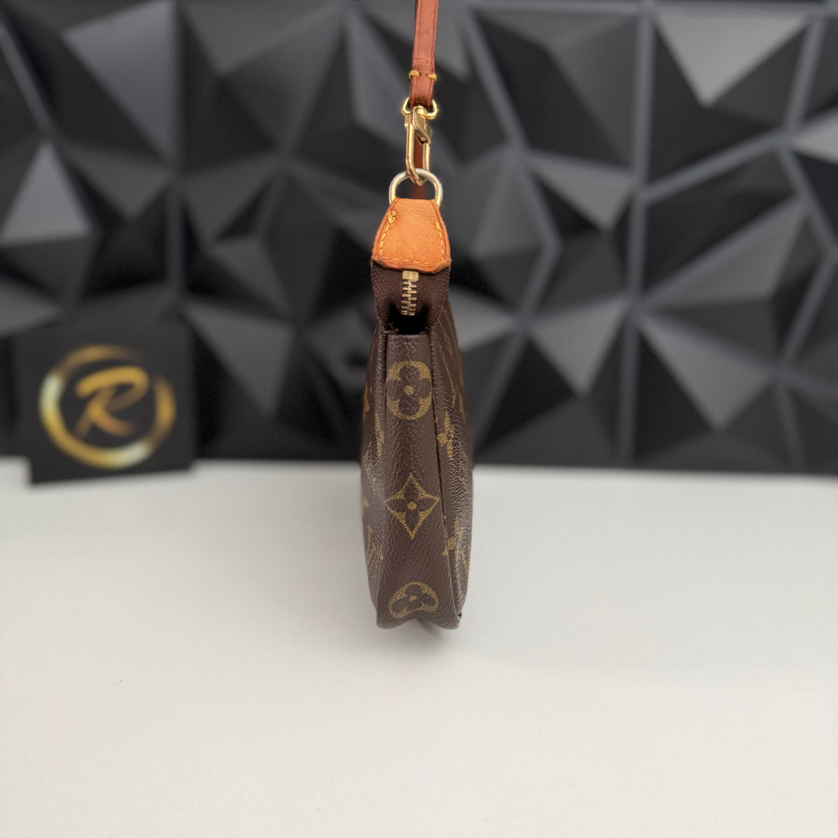 Louis Vuitton Pochette Accessoires