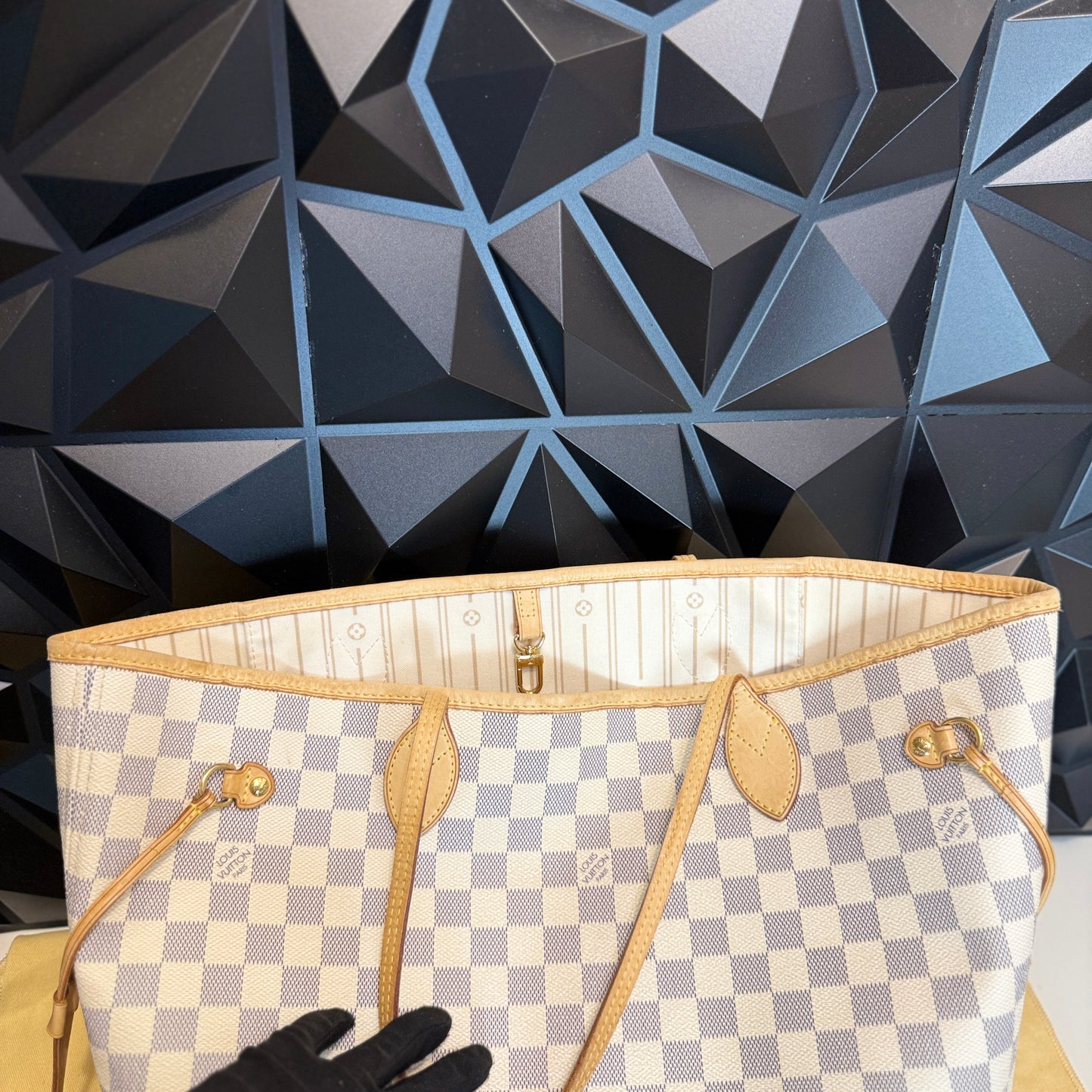 Louis Vuitton Neverfull MM Damier Azur