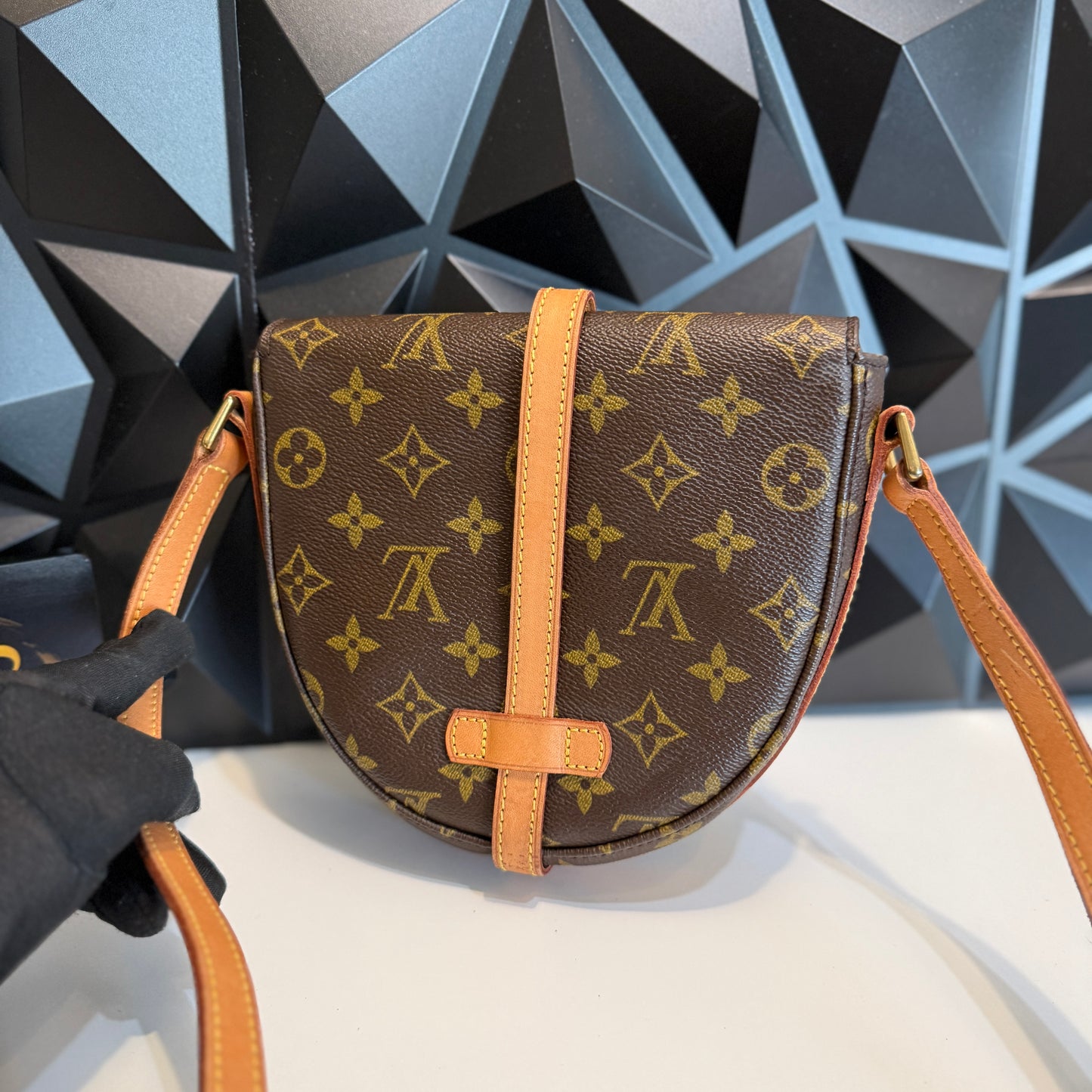 Louis Vuitton Chantilly PM