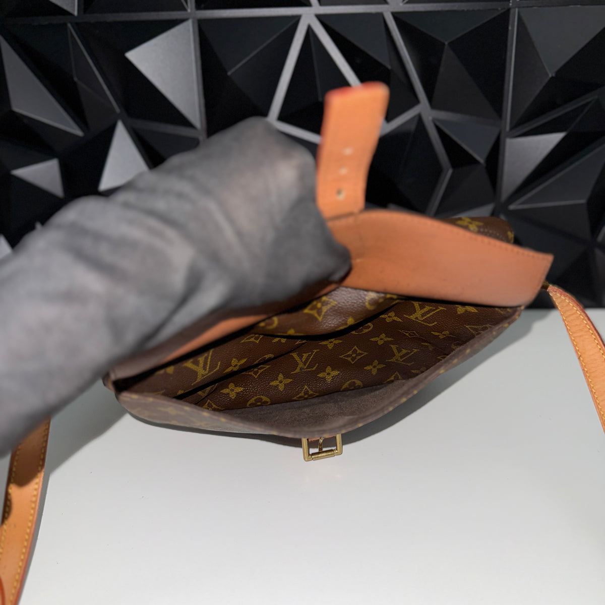 Louis Vuitton Jeune Fille GM