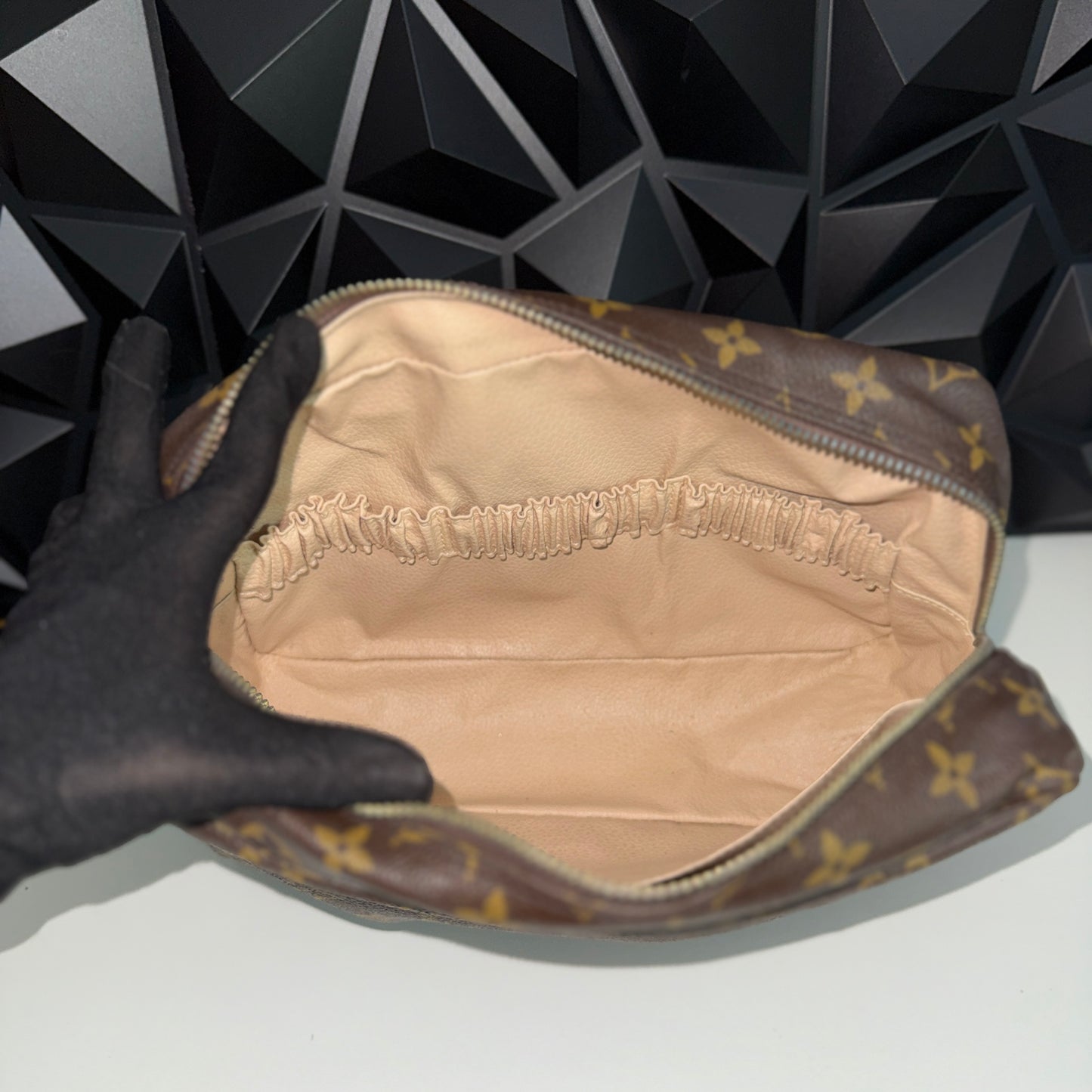 Louis Vuitton Trousse 28