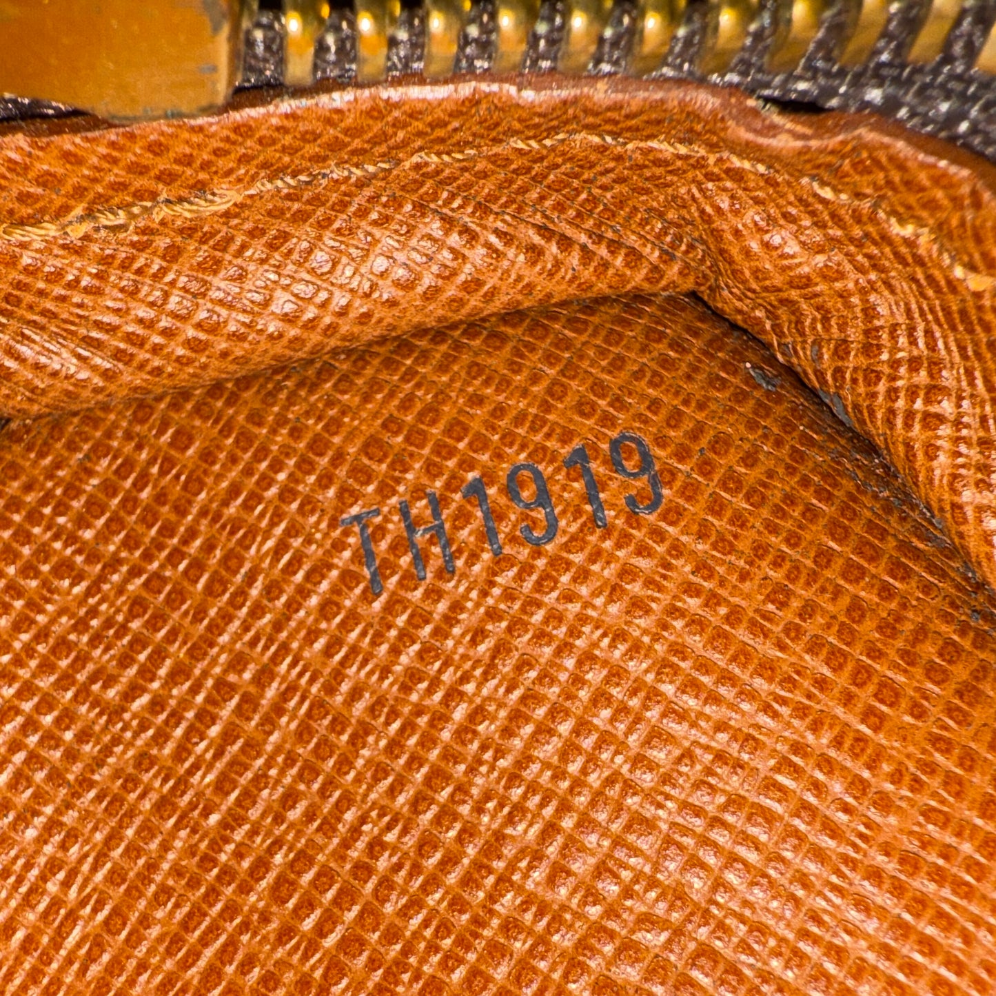 Louis Vuitton Jeune Fille MM