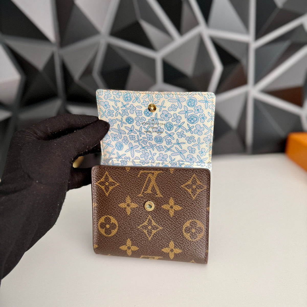 Limited Edition Louis Vuitton Fleuri Collection Elise Compact Wallet