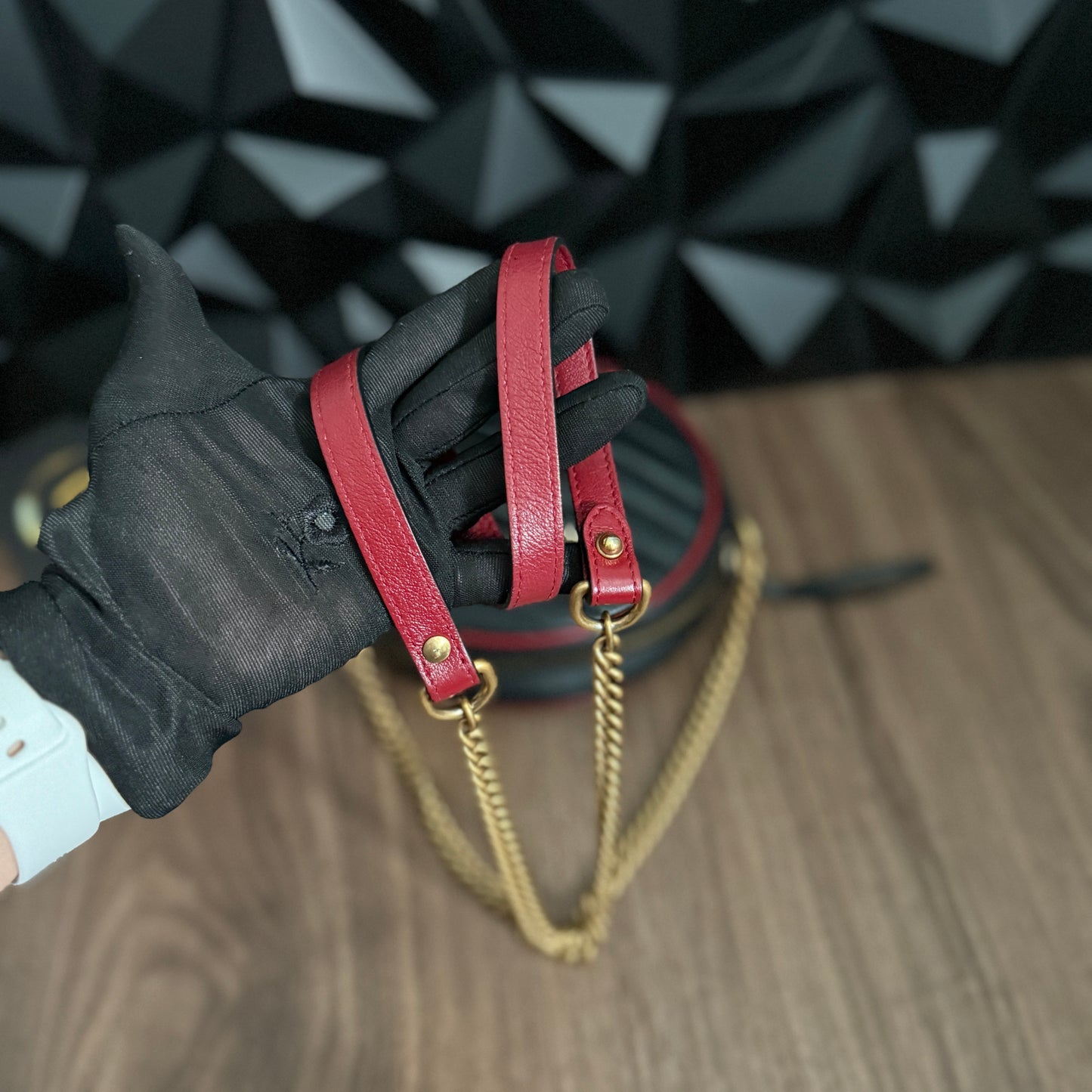 Gucci Marmont Mini Round Shoulder Bag (Matelassé leather)
