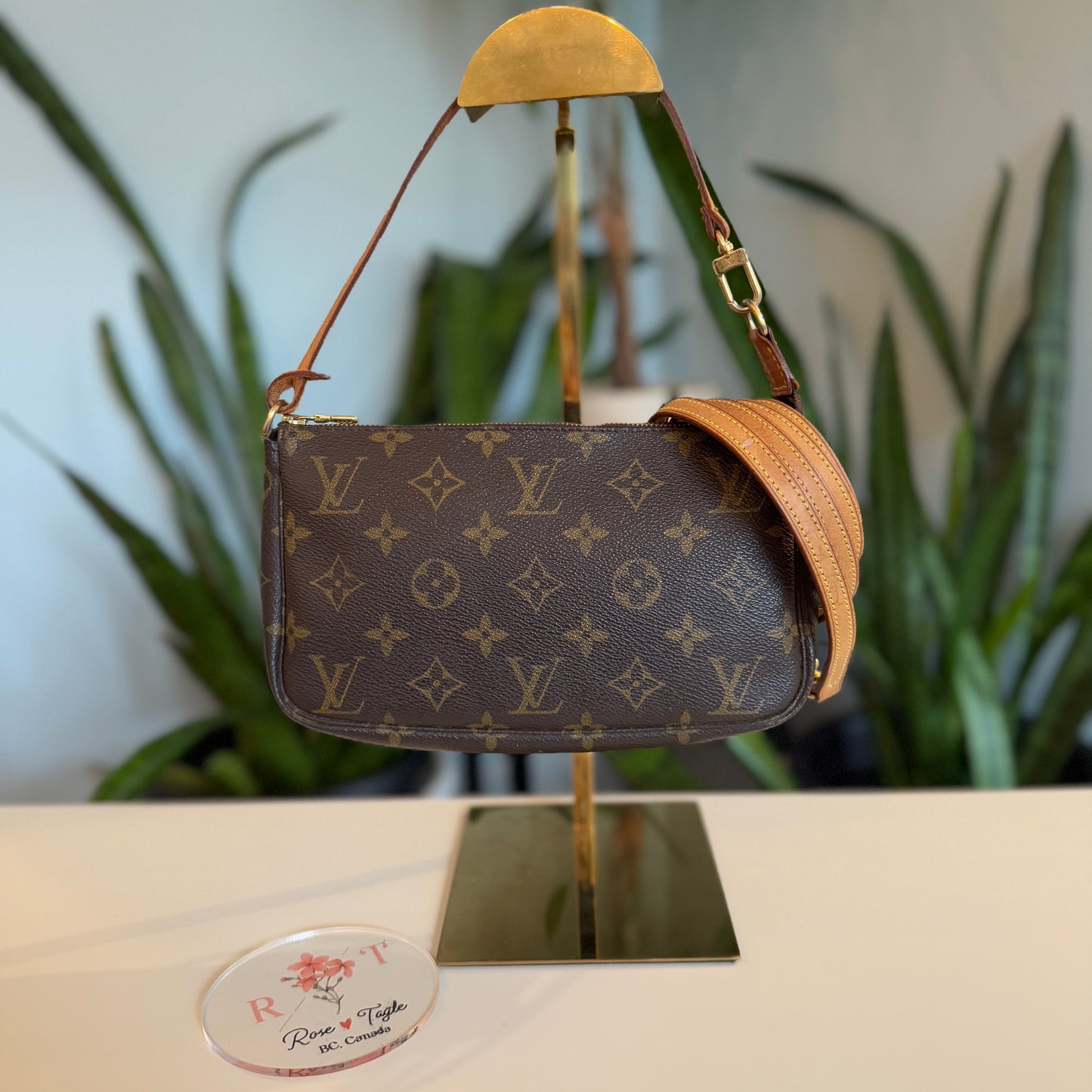 Louis Vuitton Pochette Accessoires w/ long vachetta strap