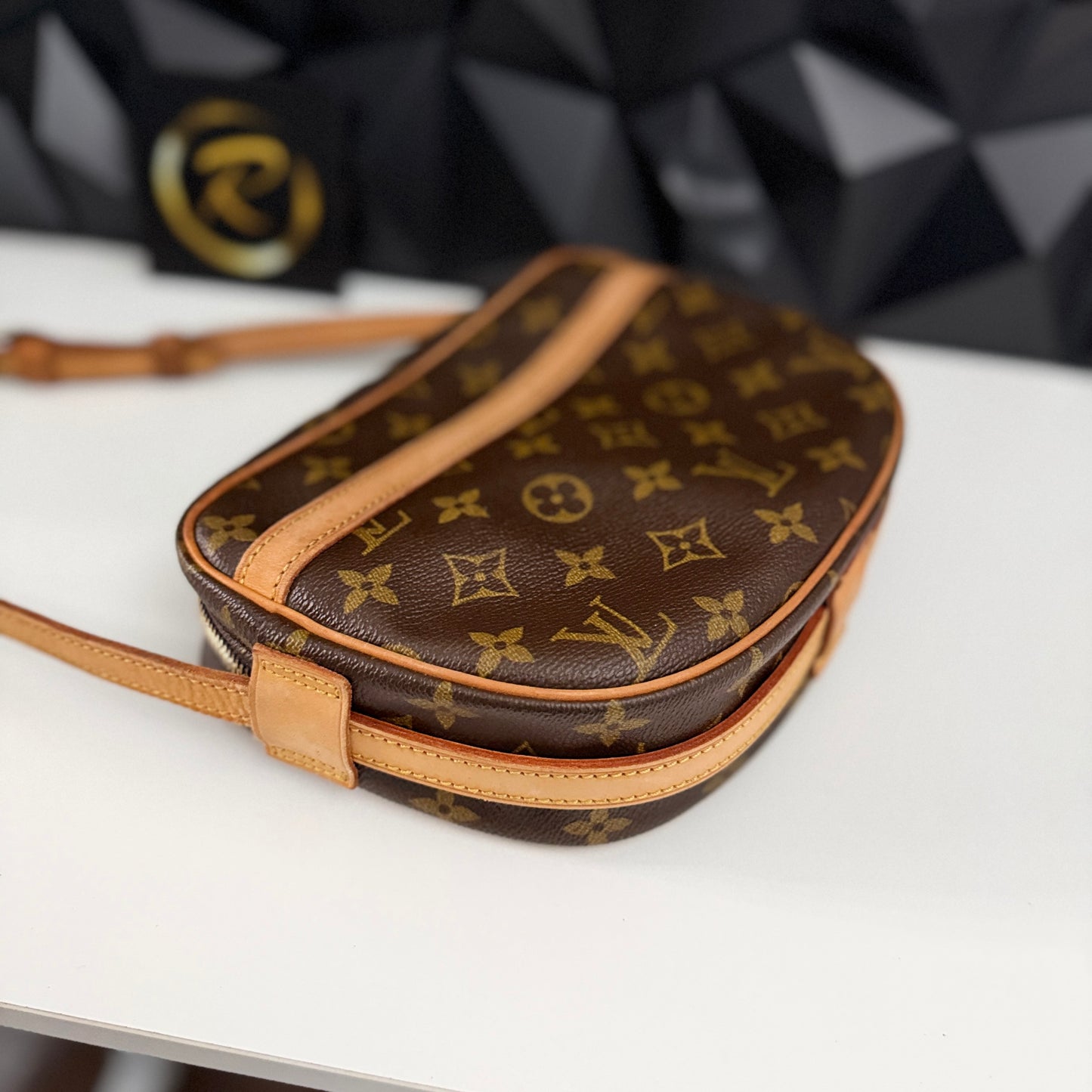Louis Vuitton Jeune Fille PM