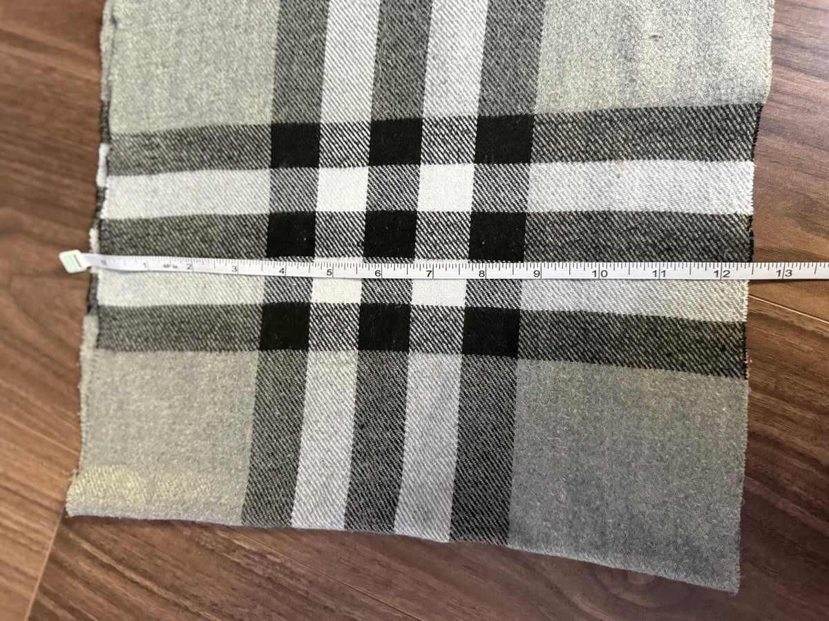 Burberry Scarf (Long)