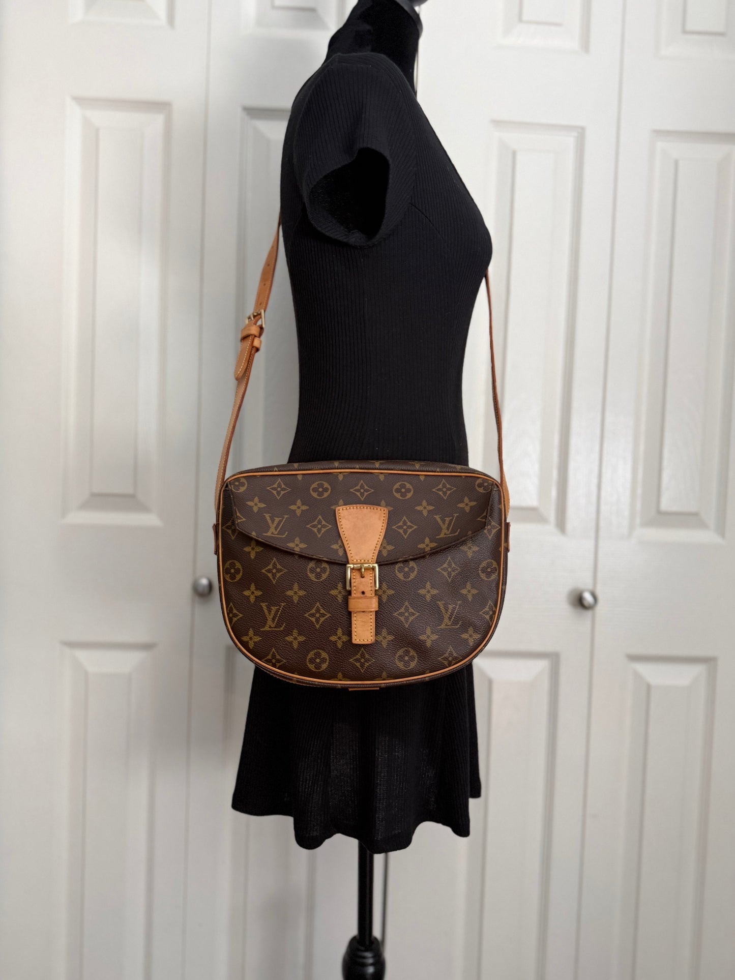 Louis Vuitton Jeune Fille MM