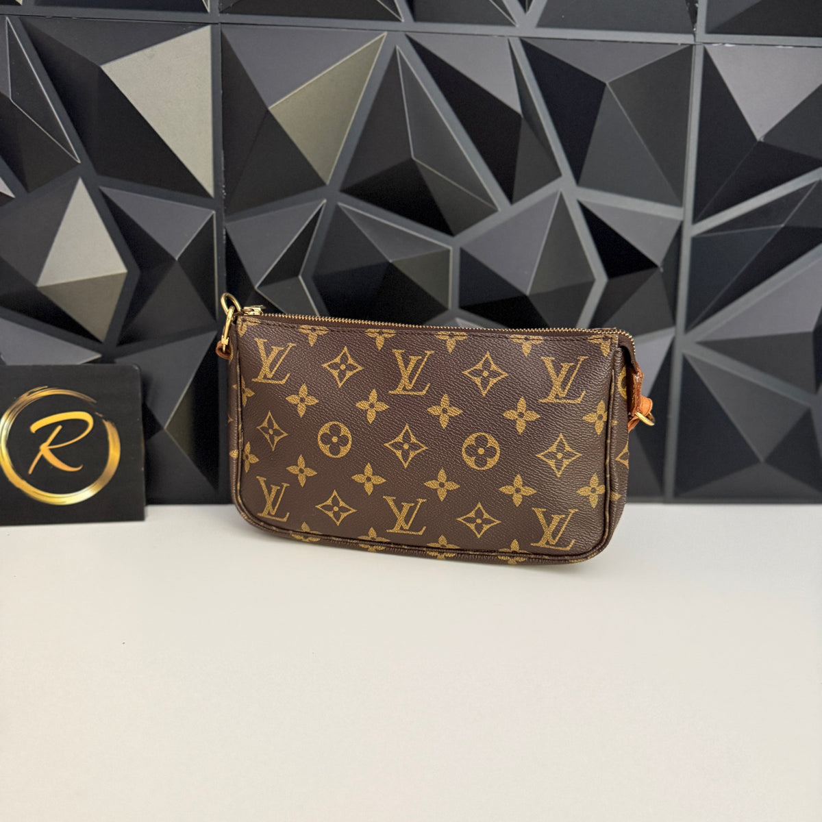 Louis Vuitton Pochette Accessoires