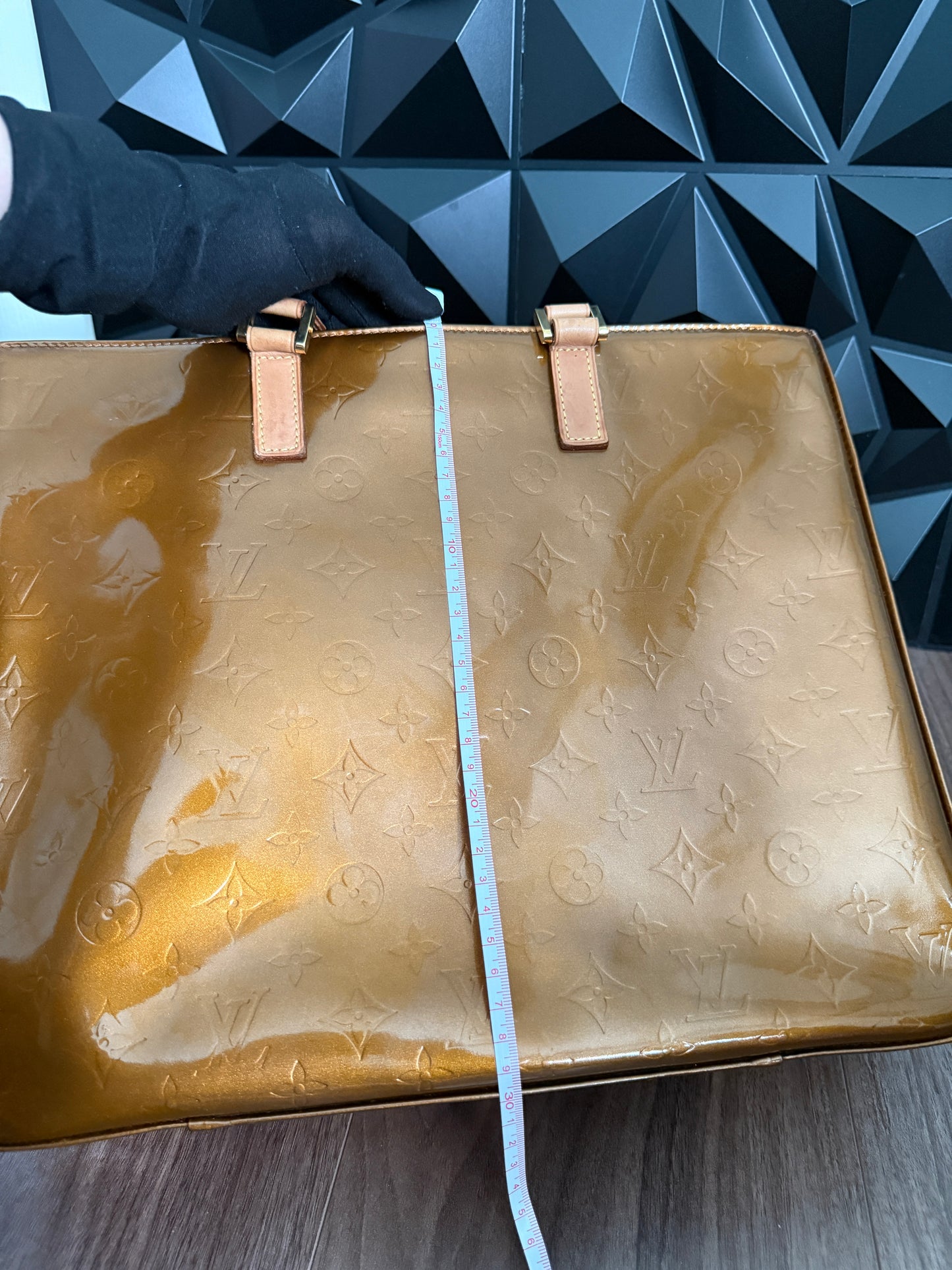 Louis Vuitton Columbus Vernis Tote