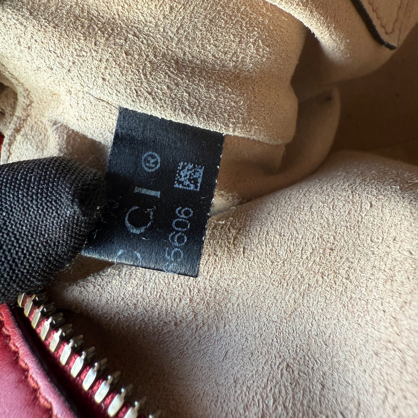 Gucci Marmont Small Matelassé shoulder / crossbody bag
