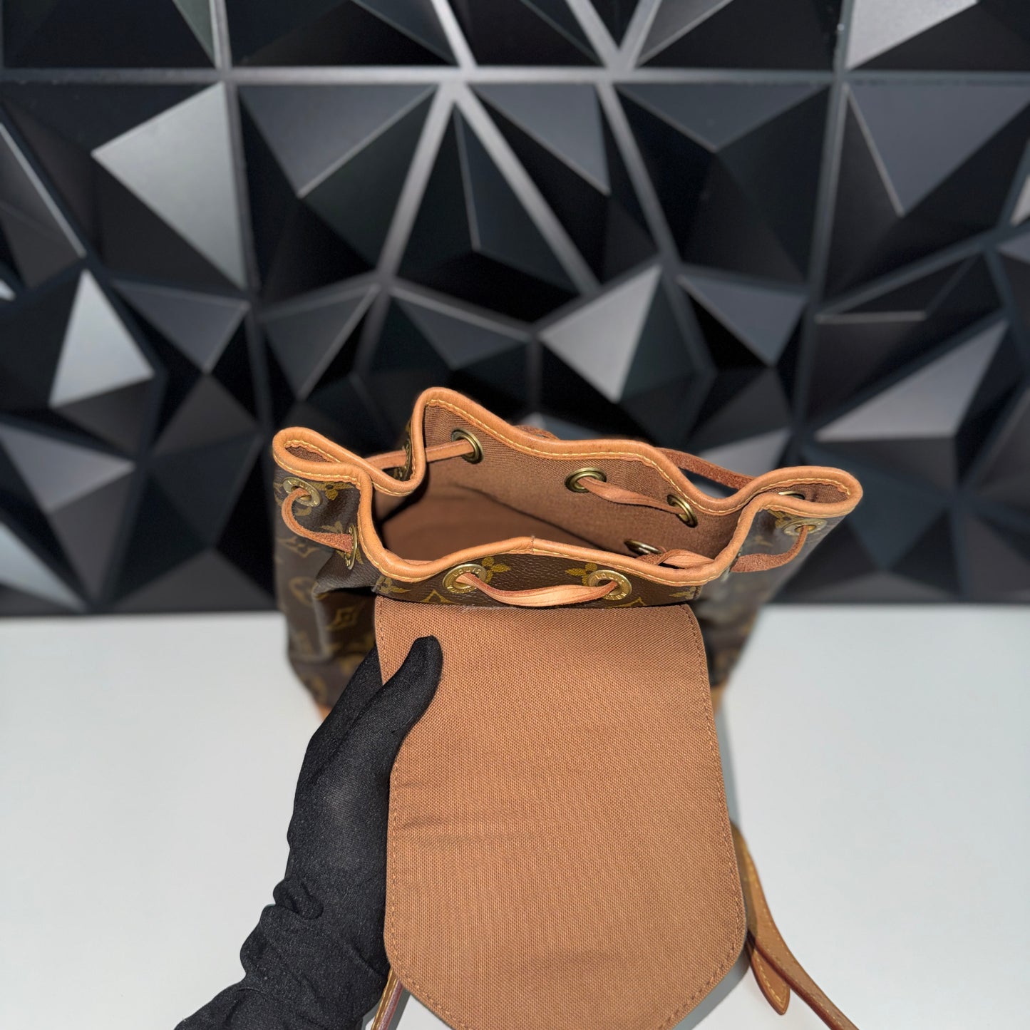 Louis Vuitton Montsouris Mini