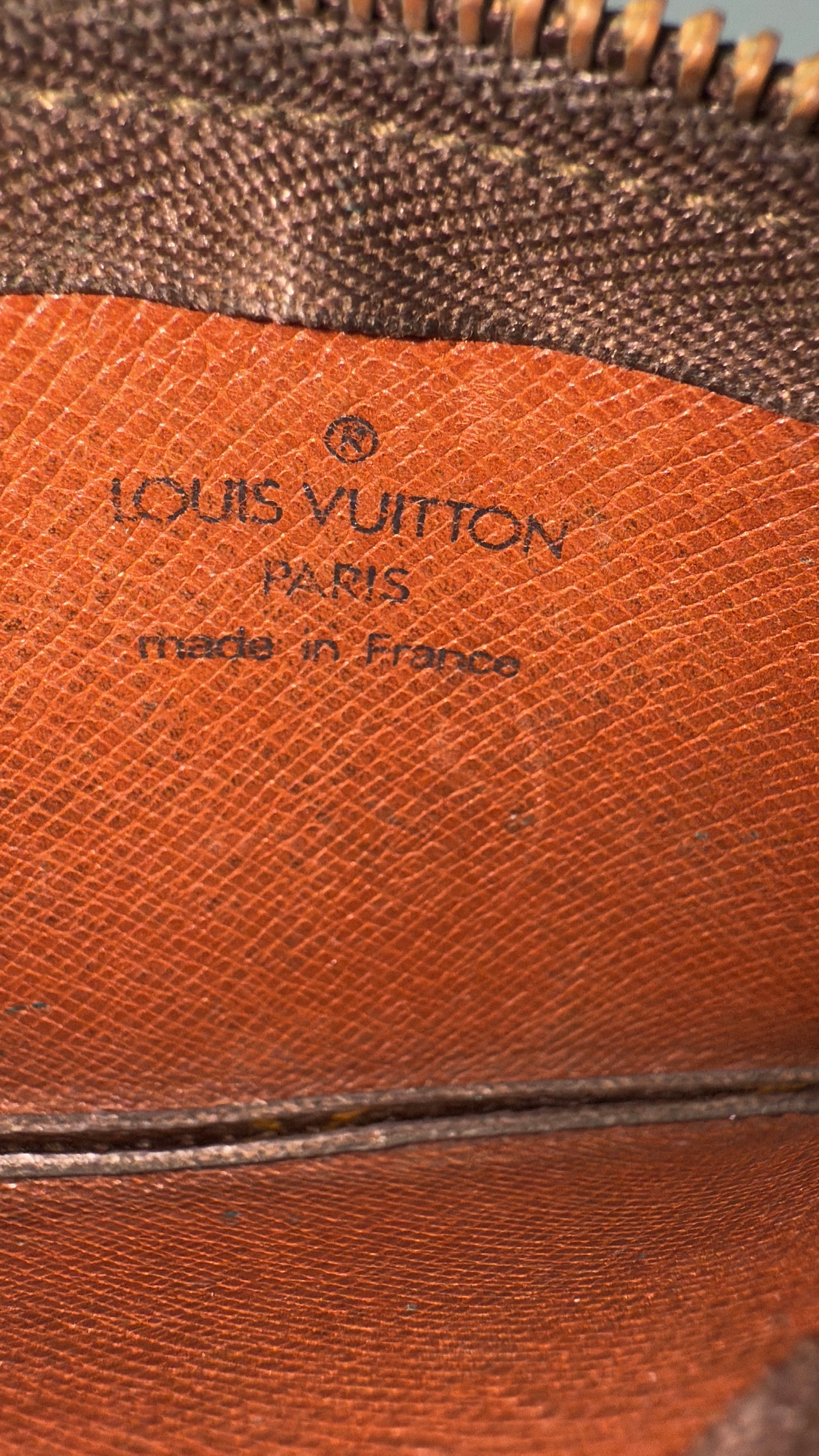 Louis Vuitton Monogram Key Cles