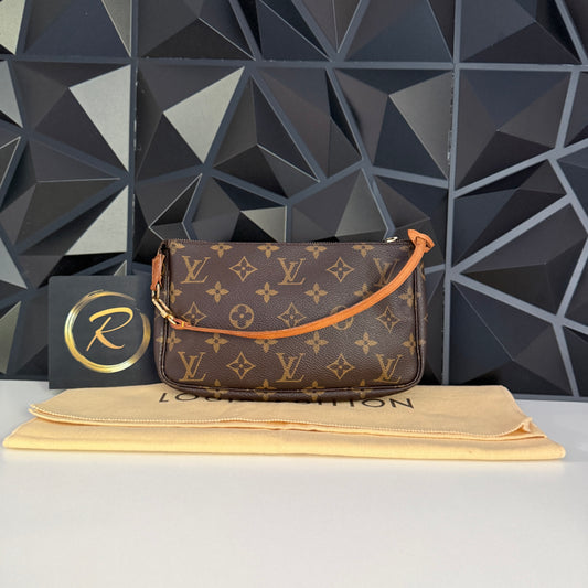 Louis Vuitton Pochette Accessoires