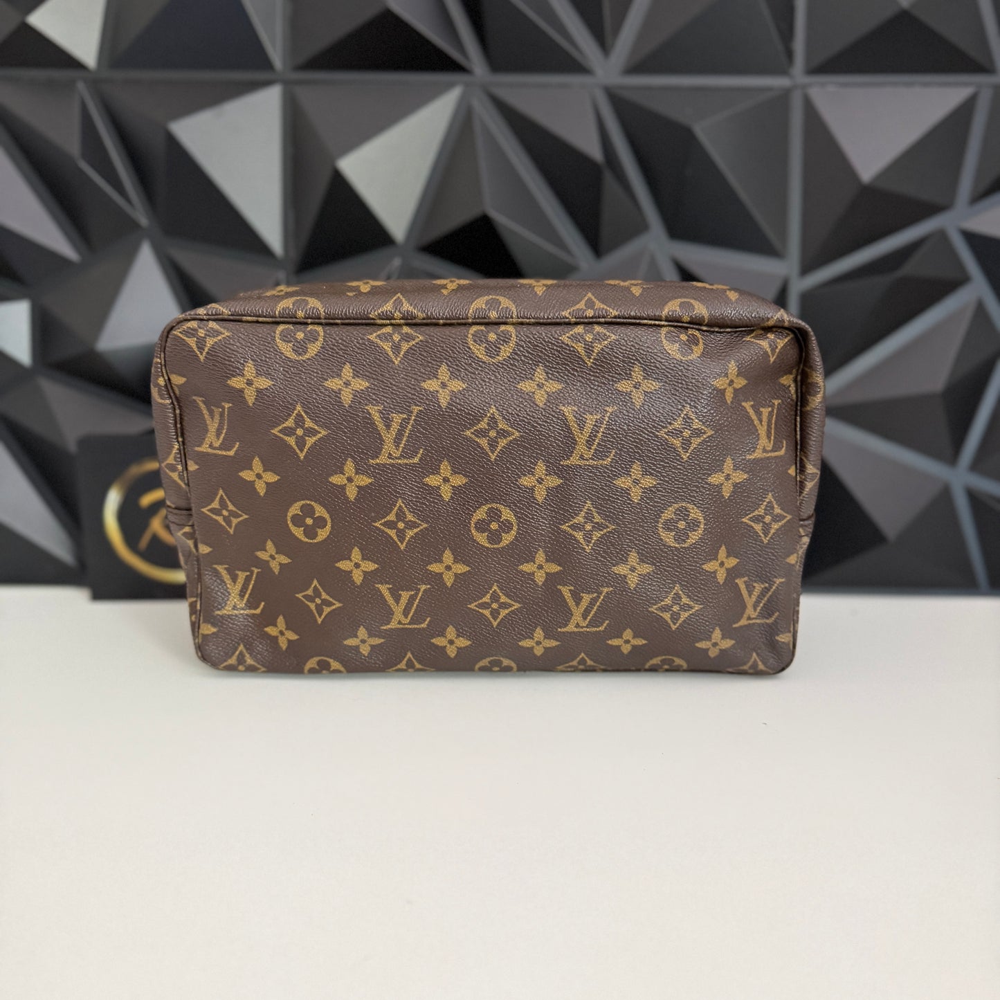 Louis Vuitton Trousse 28