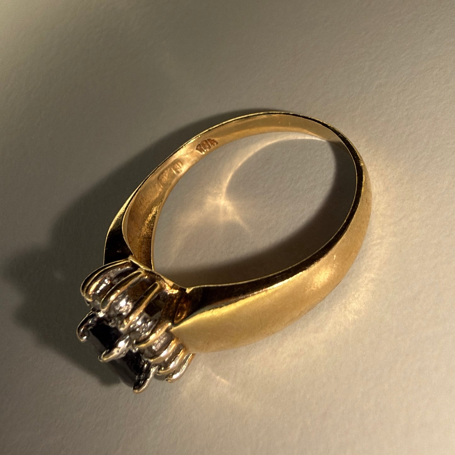 10k Sapphire & Diamond Ring