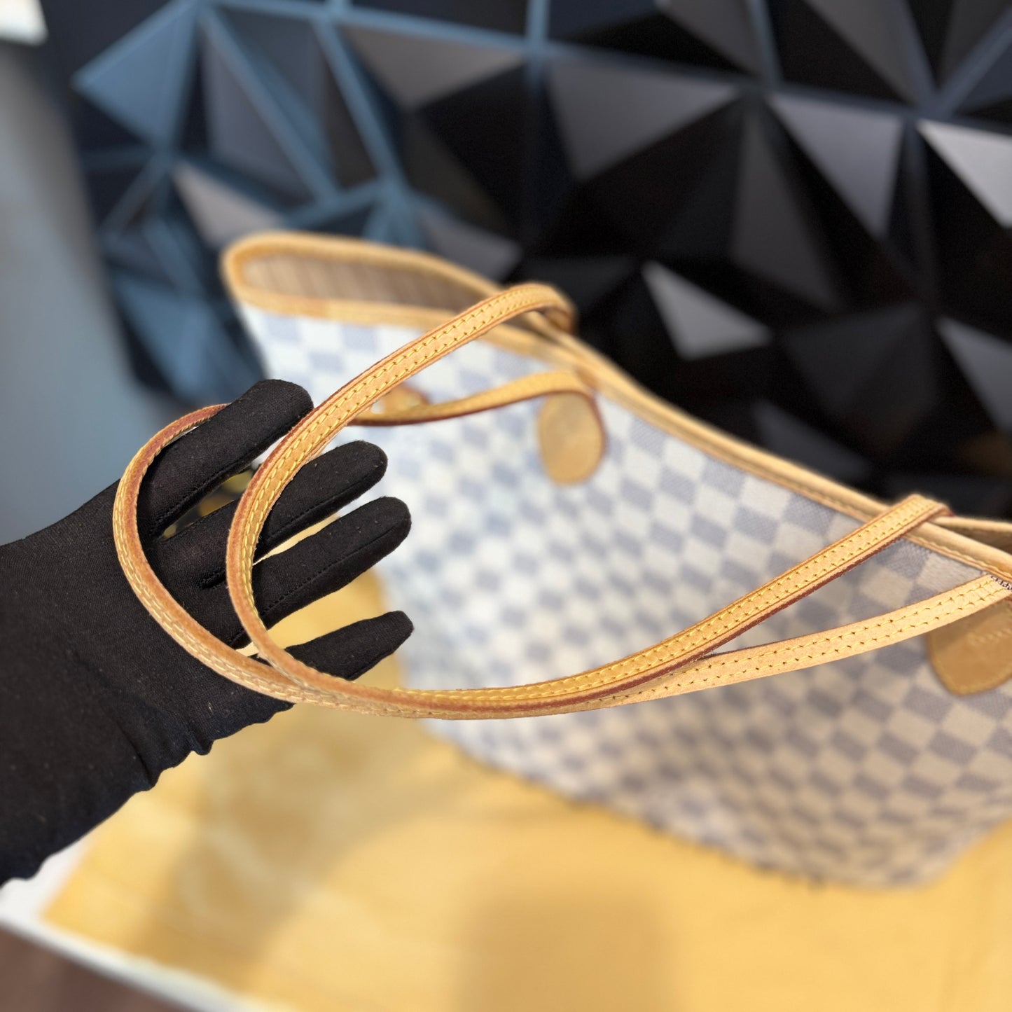 Louis Vuitton Neverfull MM Damier Azur